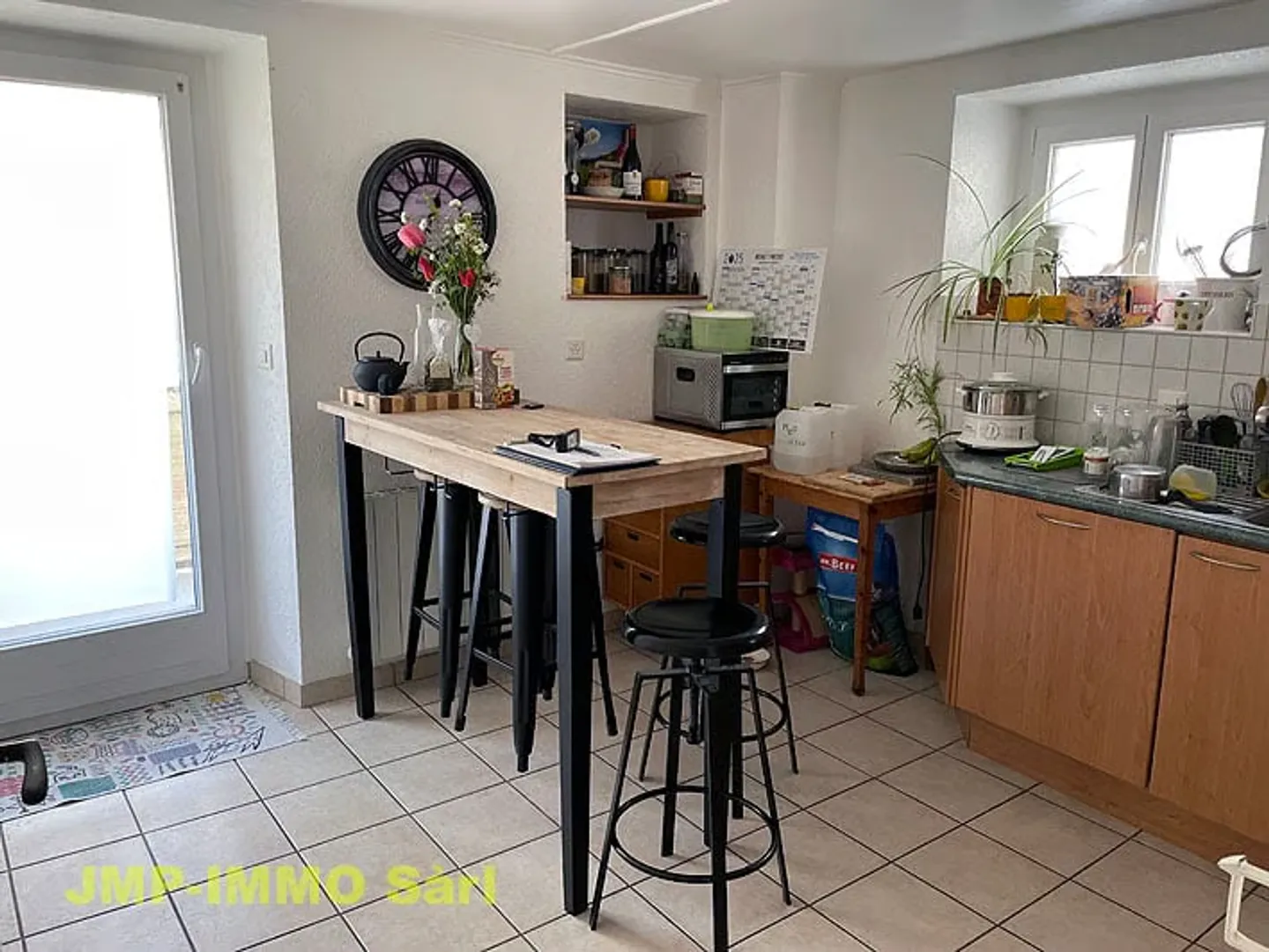Charmant appartement de 4 pièces rénové au coeur du village de Miège - Foto 14 di 25