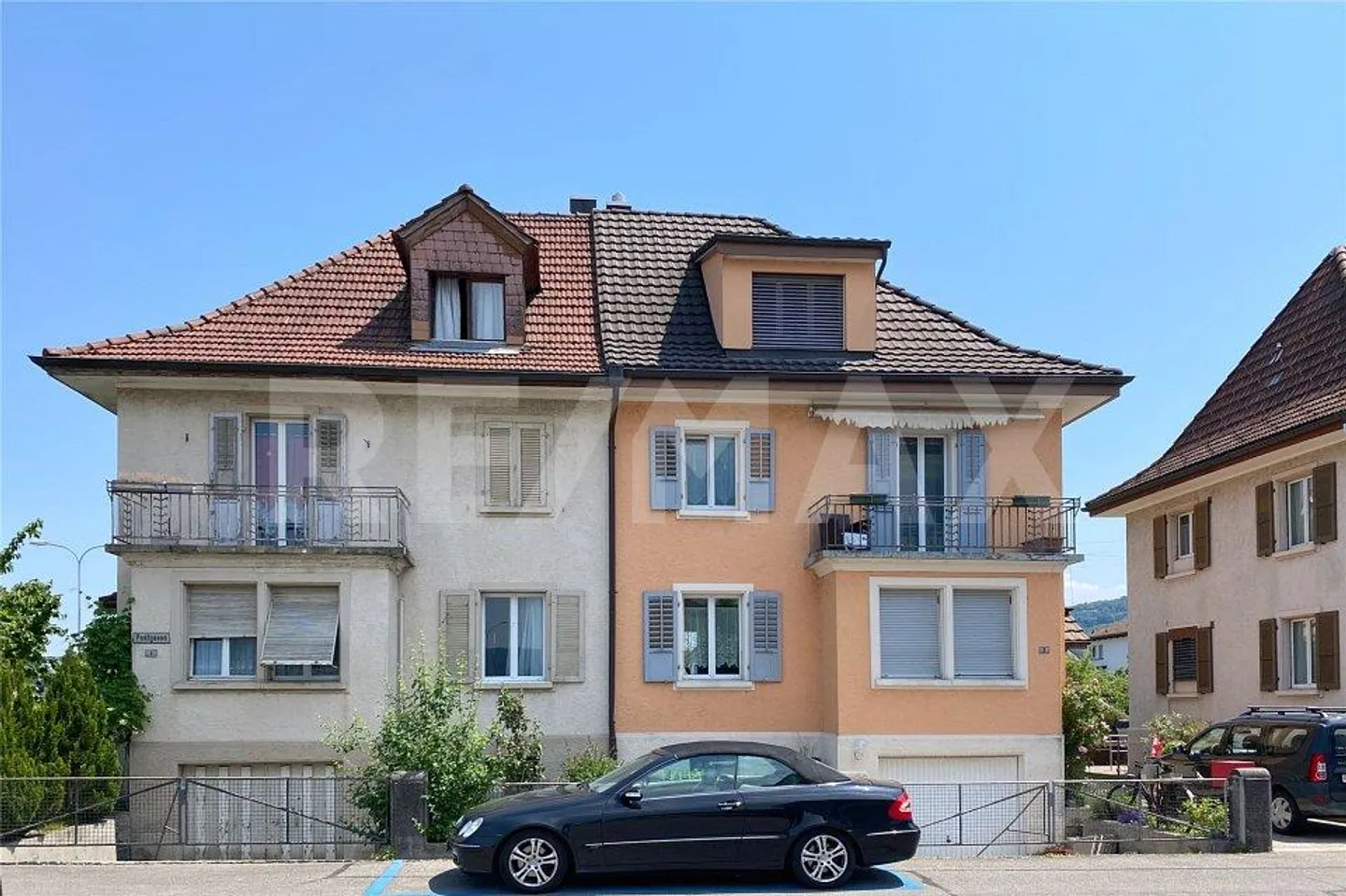 charmantes Familienhaus mit viel Potenzial in zentraler, sonniger Lage - Foto 2 von 13