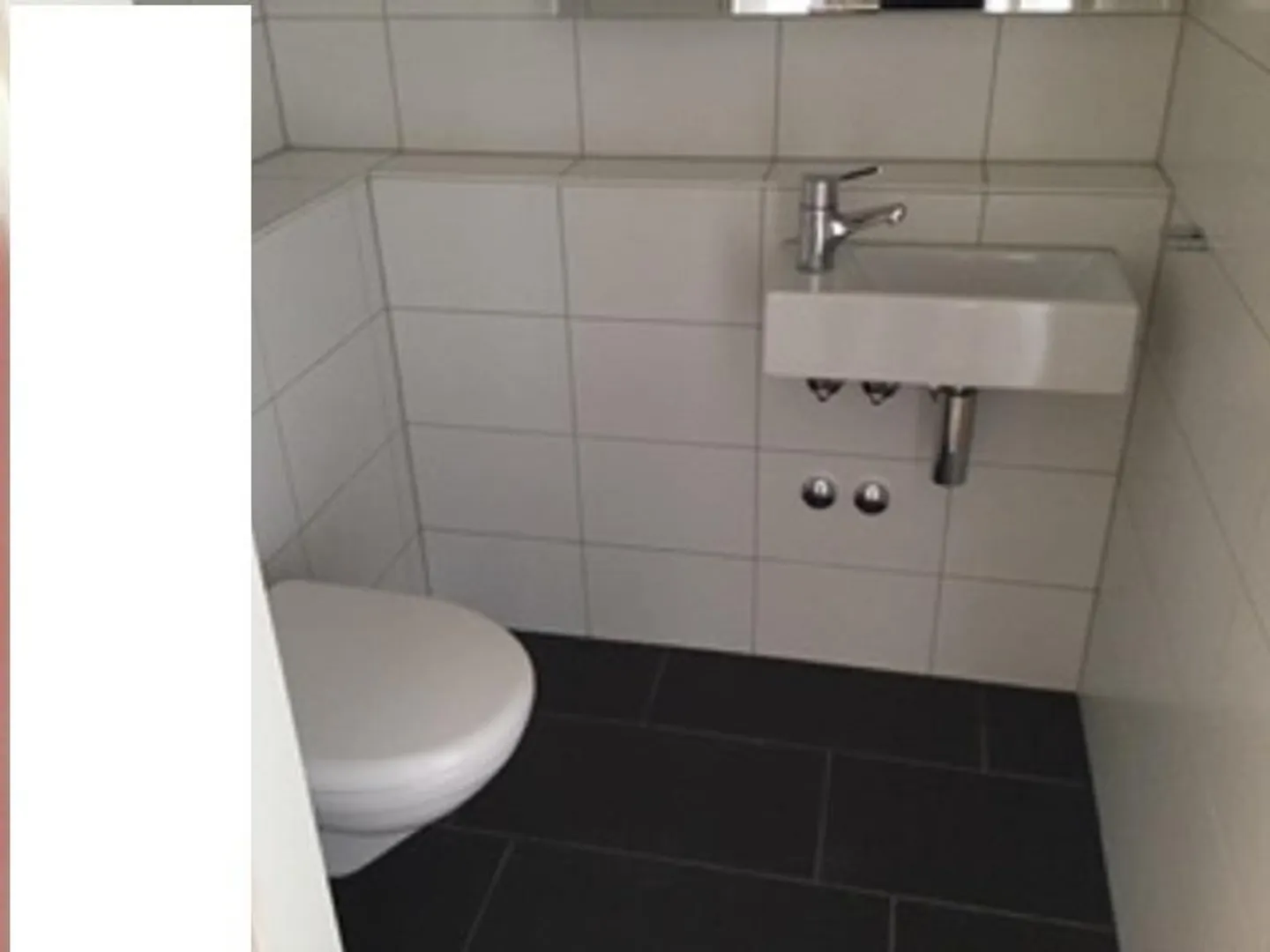Nous louons un appartement de 5 1/2 pièces dans un quartier calme - Photo 8 sur 9