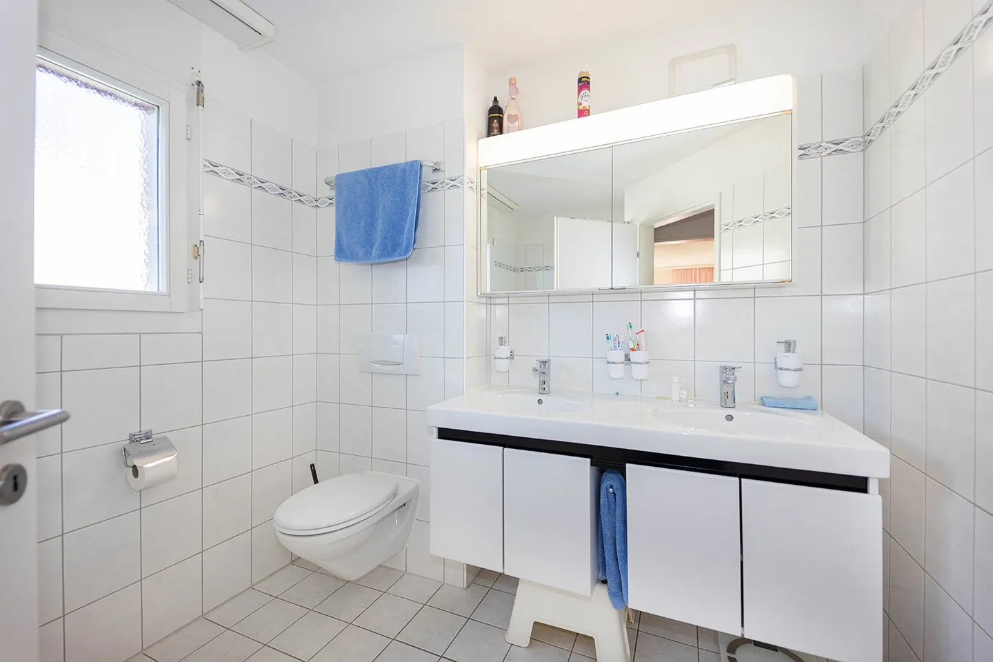 RISERVATO - Attraente casa a schiera angolare con giardino esclusivo e Swimspa - Foto 11 di 15