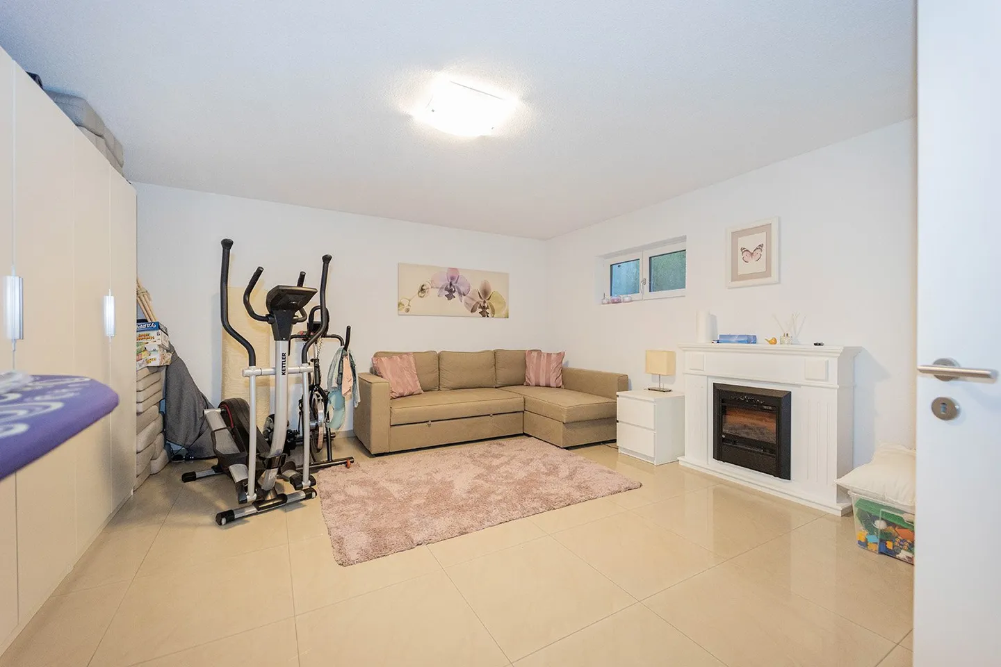 RISERVATO - Attraente casa a schiera angolare con giardino esclusivo e Swimspa - Foto 14 di 15