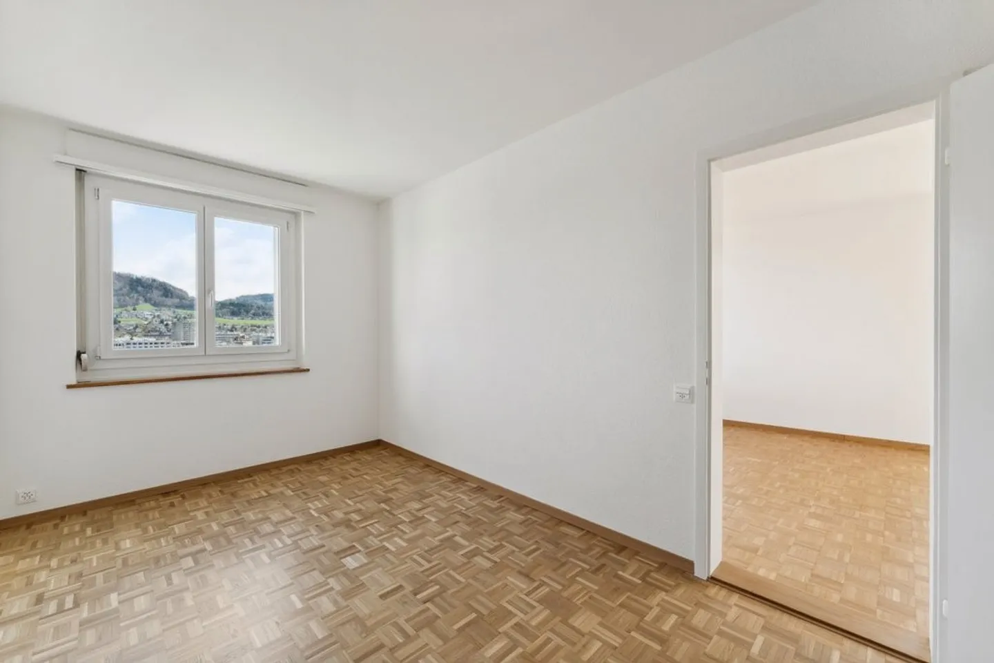 Bright 3-Room Apartment in Bern - Photo 4 of 6