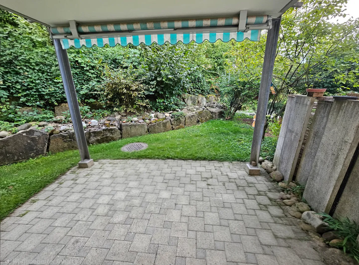 Beautiful and spacious garden apartment - Photo 1 of 8