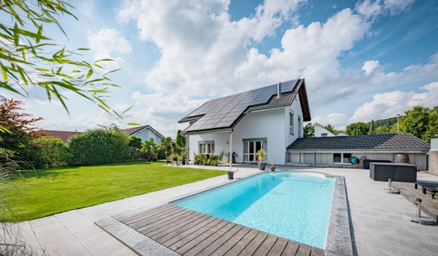 VILLA DI CAMPAGNA MODERNA CON PISCINA - Foto 1 di 8
