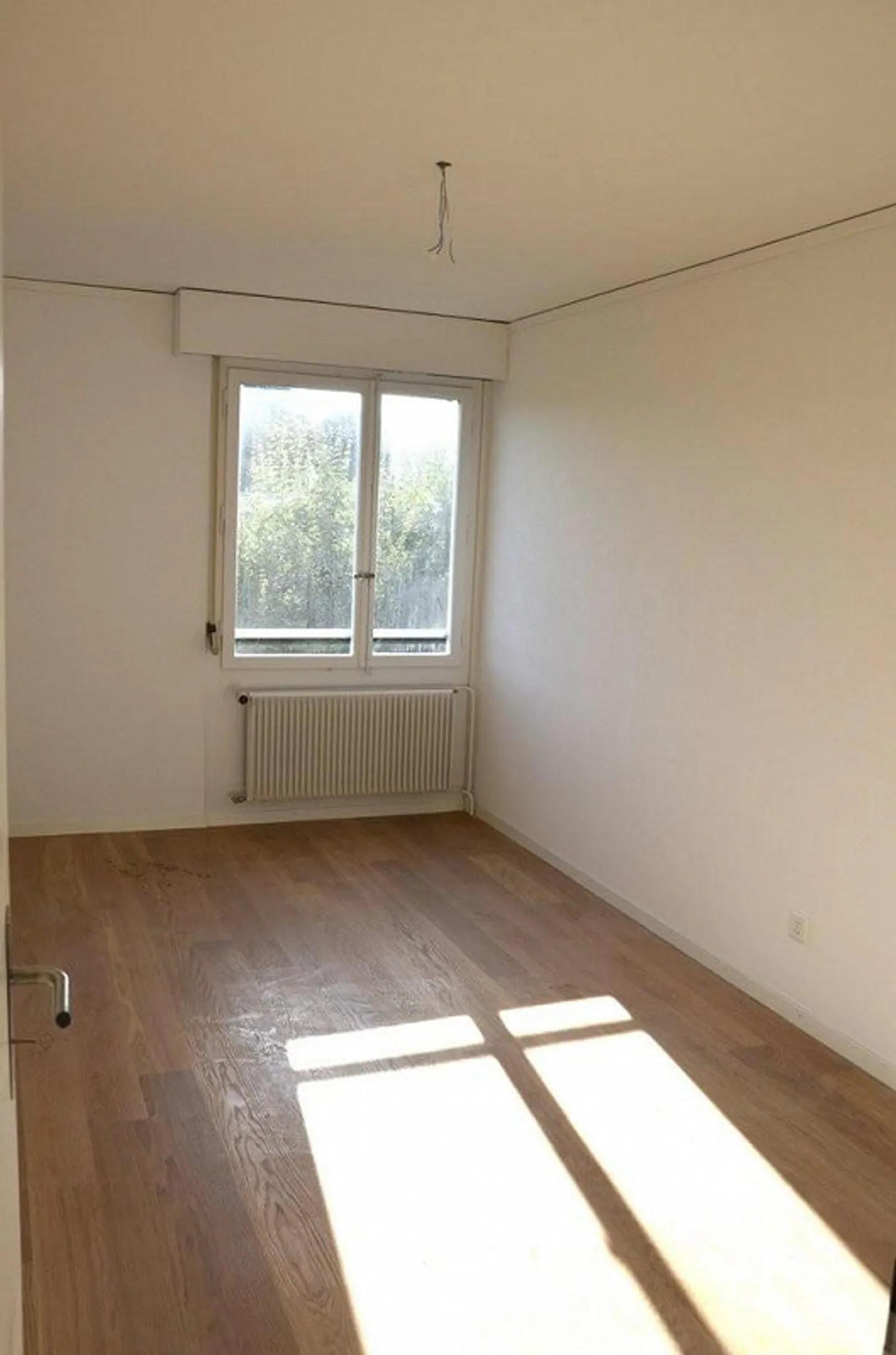 Appartamento 3.5 stanze come nuovo con balcone! - Foto 5 di 7