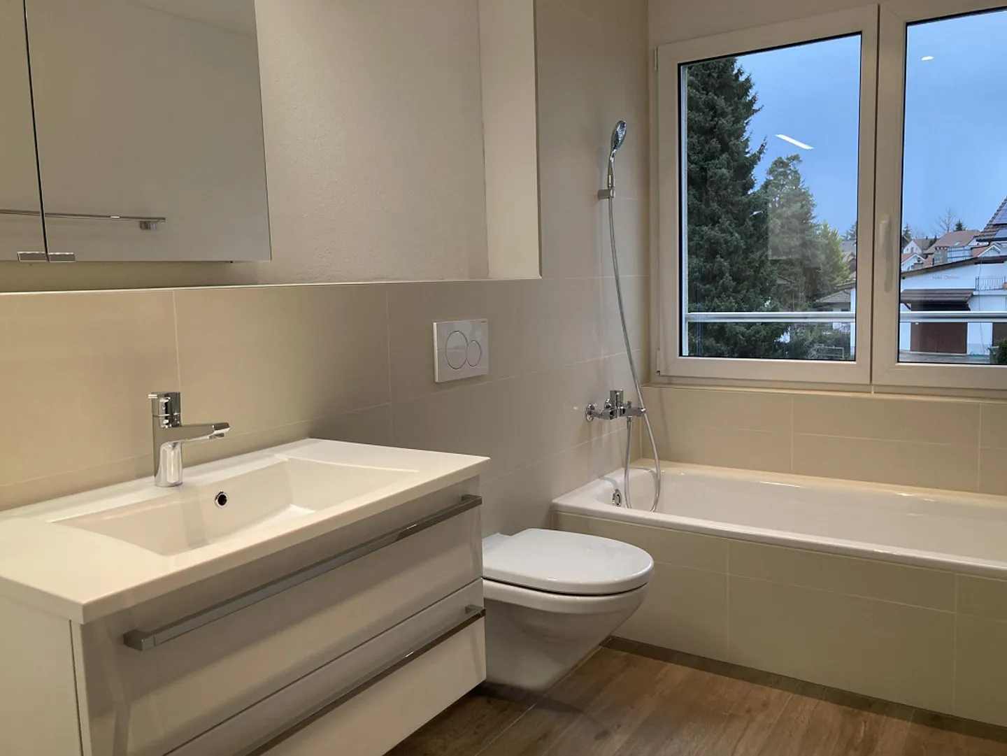 Moderne Wohnung in Seon - Foto 3 von 10
