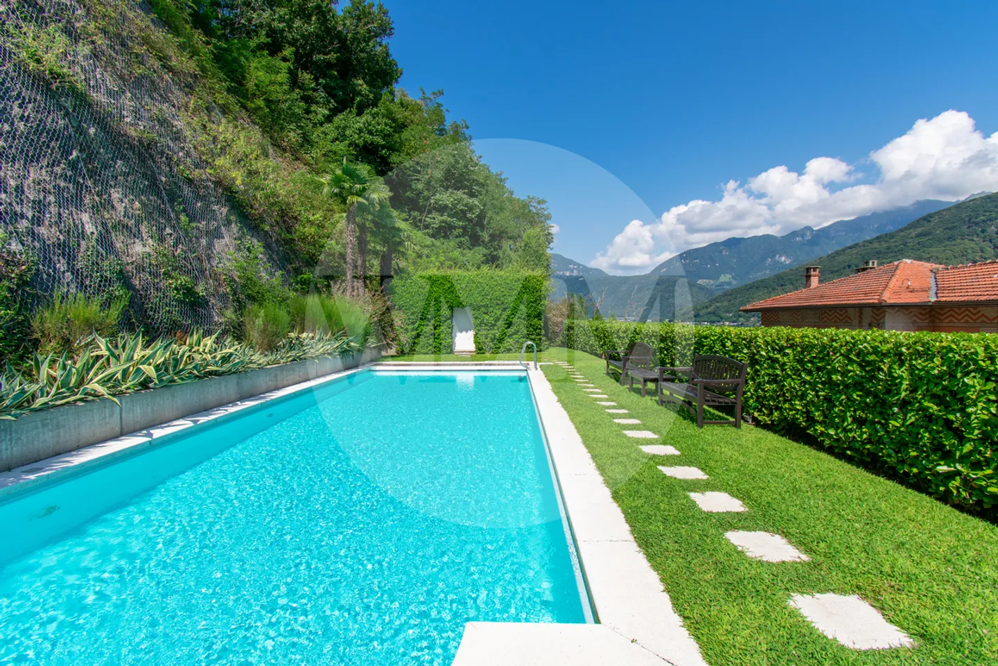 Appartement Duplex Élégant avec Vue sur le Lac - Photo 19 sur 19