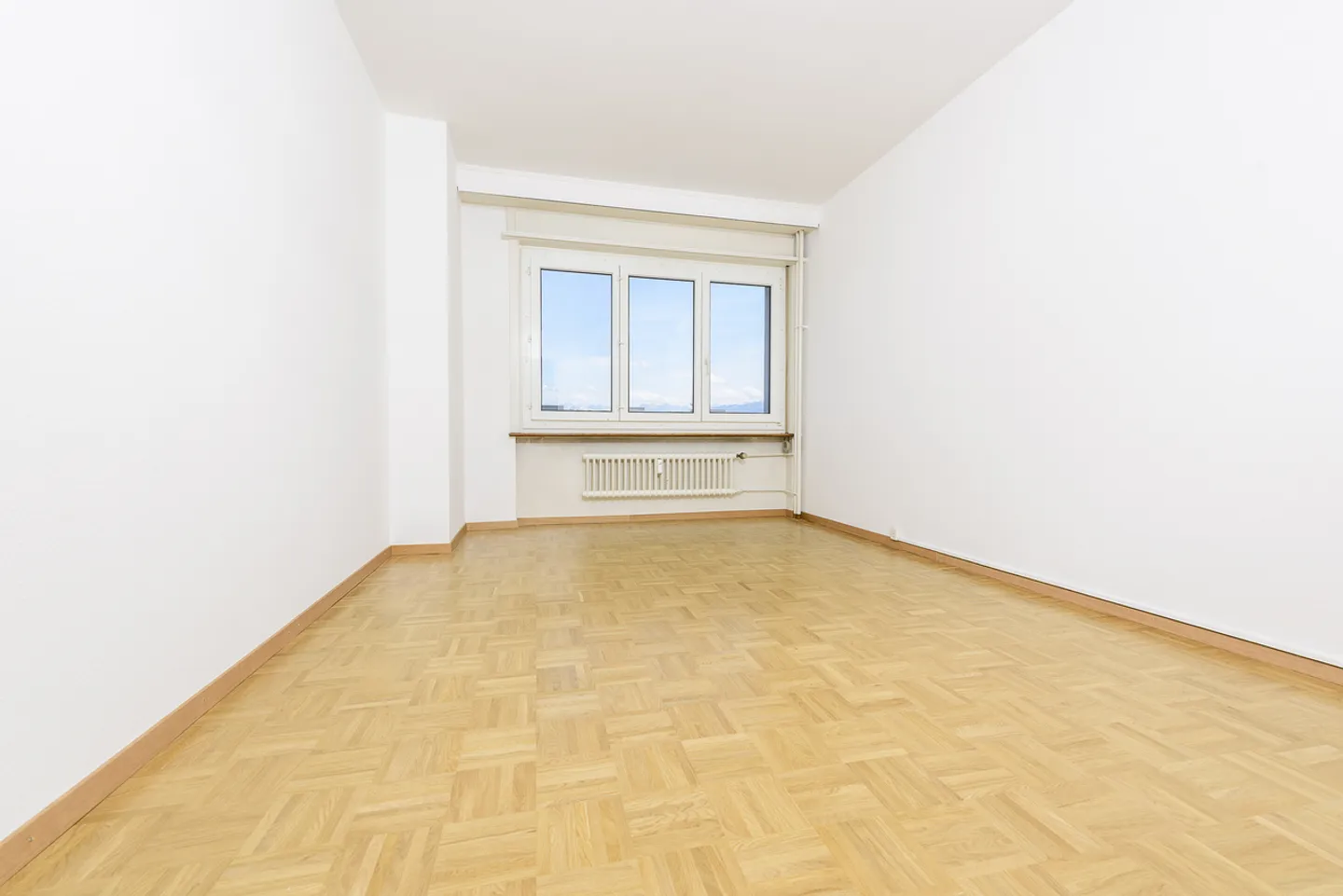 Ideale Lage! - Foto 2 von 8