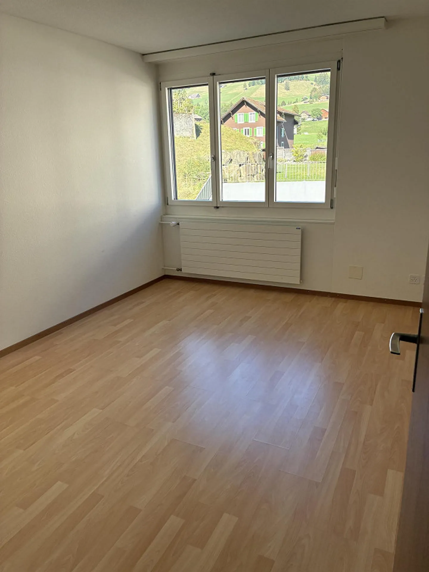 Geräumige 5.5 Zimmer Wohnung - Foto 7 von 8
