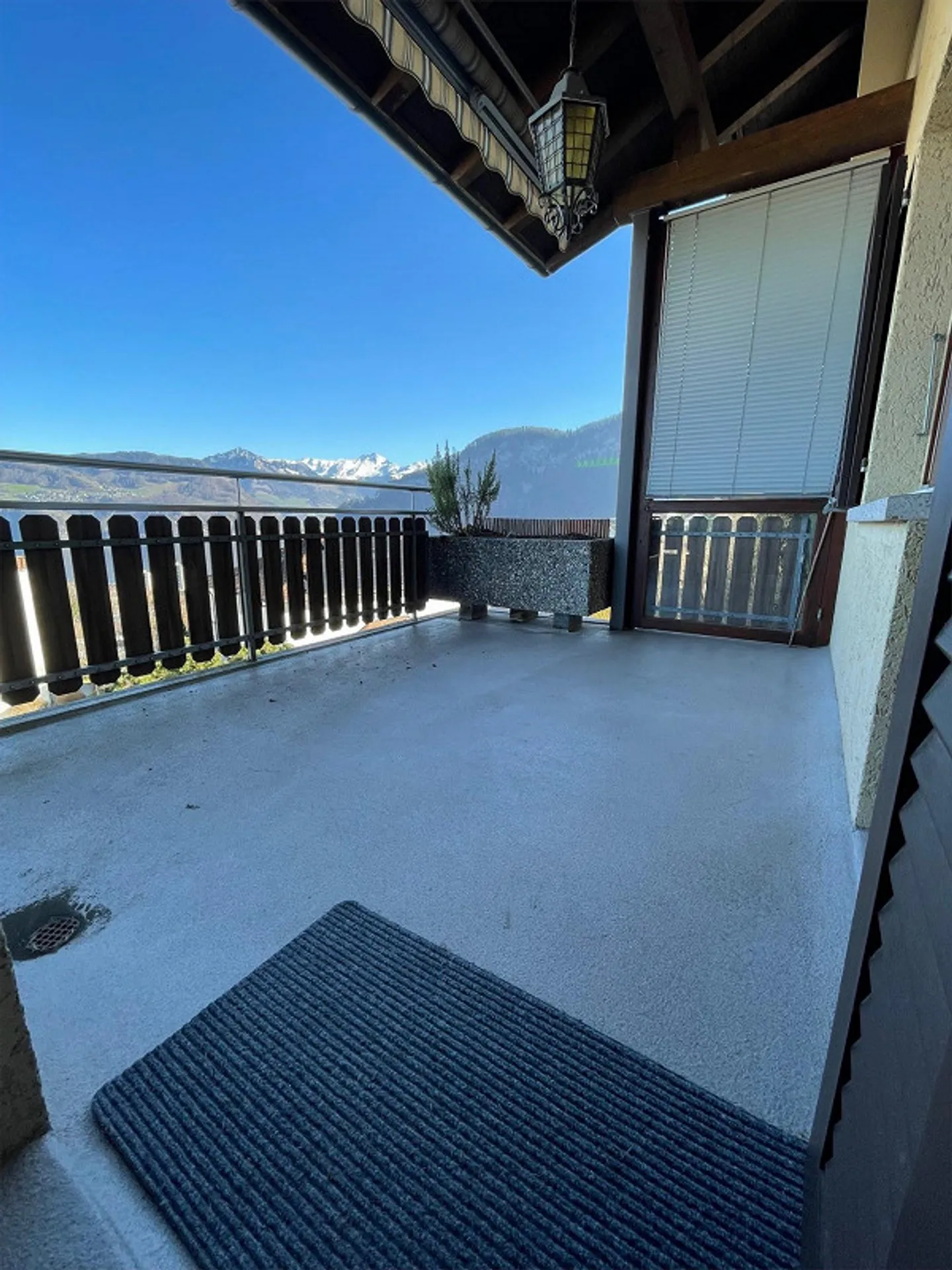 Geräumige Duplexwohnung mit Aussicht - Foto 6 von 14