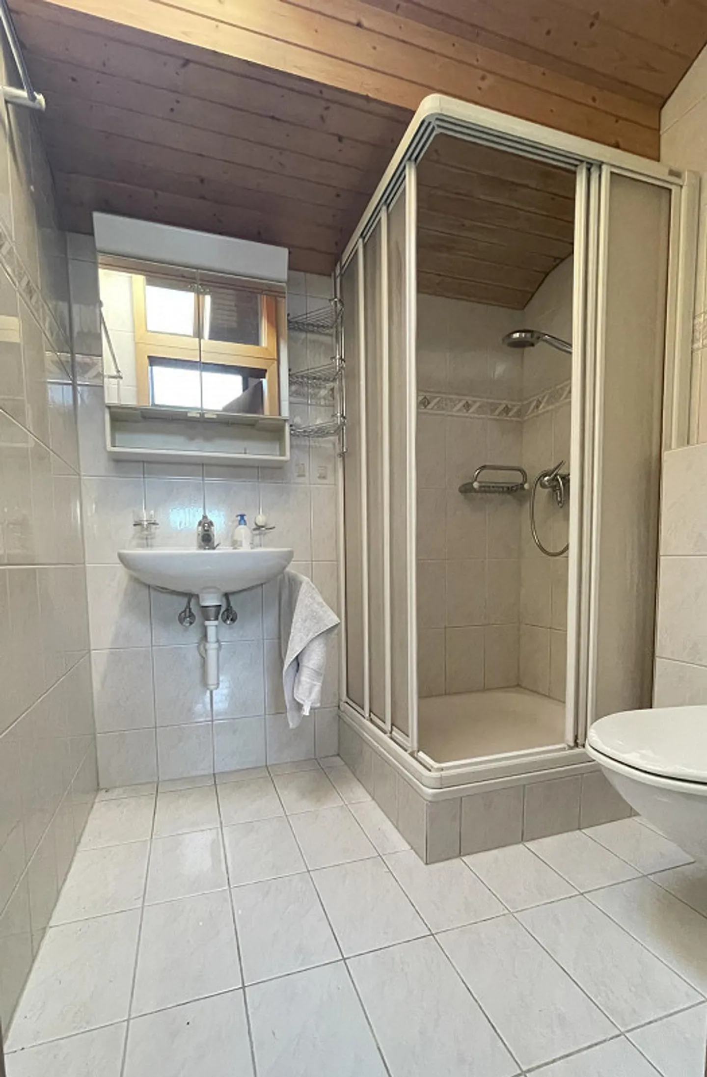 Geräumige Duplexwohnung mit Aussicht - Foto 9 von 14