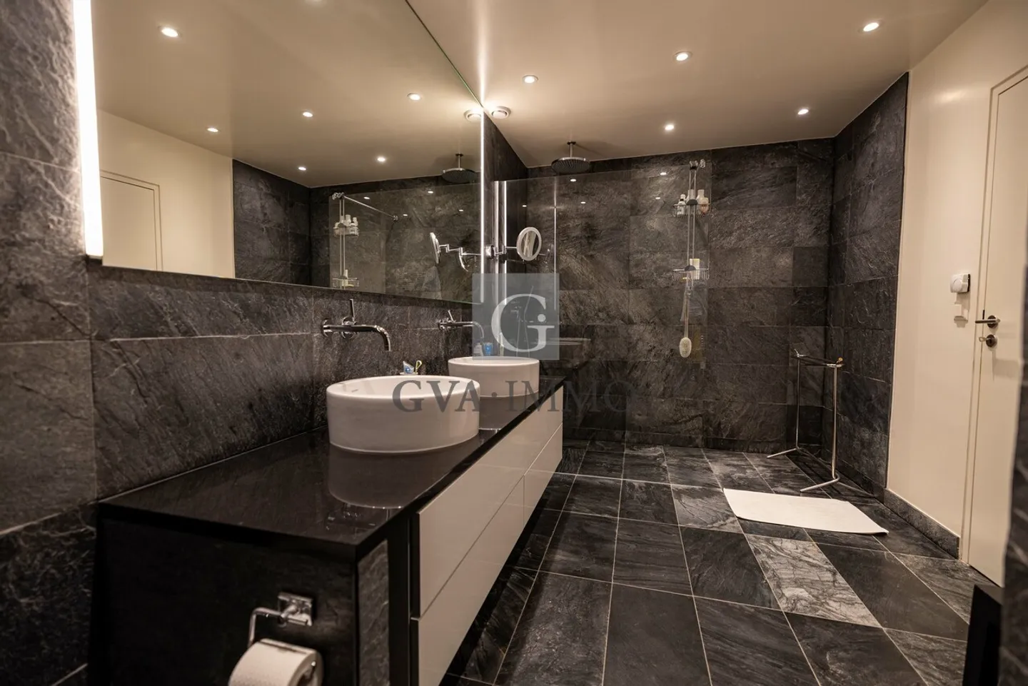 Appartement à vendre - Photo 6 sur 8