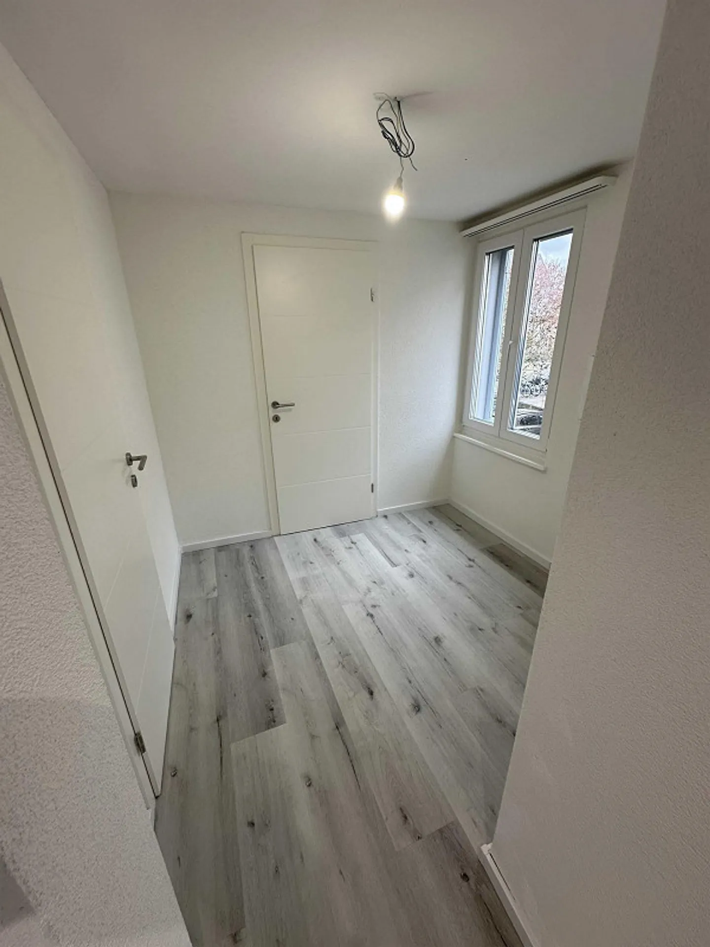 Large 5-room apartment in the center of Möhlin - Photo 10 of 30