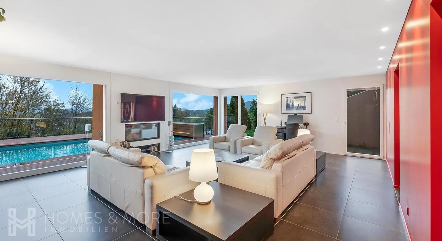 «RUHE, WEITSICHT UND IDEALE ÖV-VERBINDUNGEN» - Foto 5 von 9