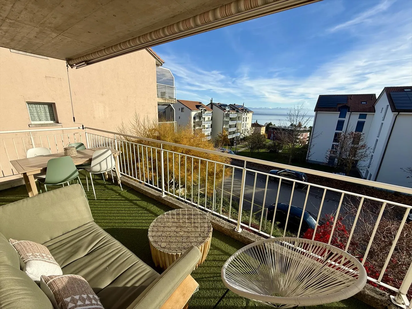 Exclusivity: Magnificent 5.5-room apartment completely renovated with a view - Photo 6 of 6