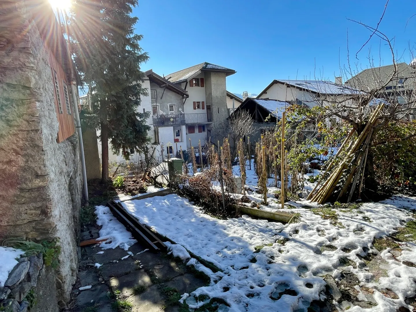 Appartement duplex 2,5 pces dans maison de village totalement rénovée  - Photo 11 sur 14