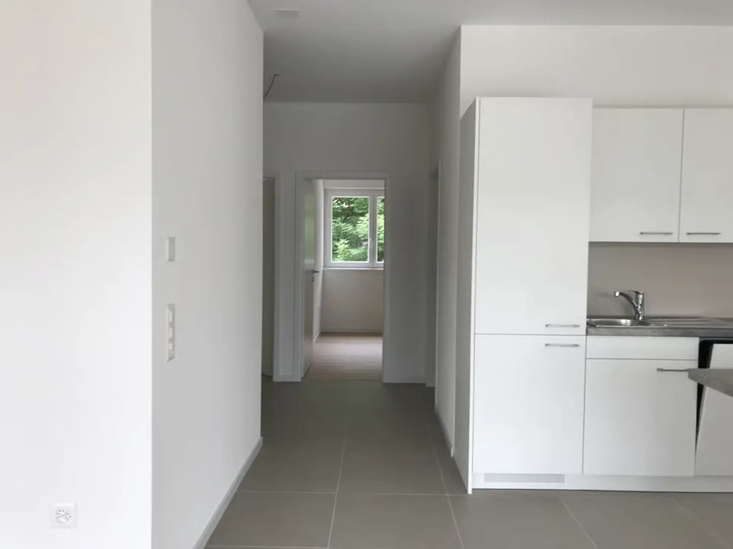 Appartamento di 3,5 stanze con balcone - Foto 6 di 12