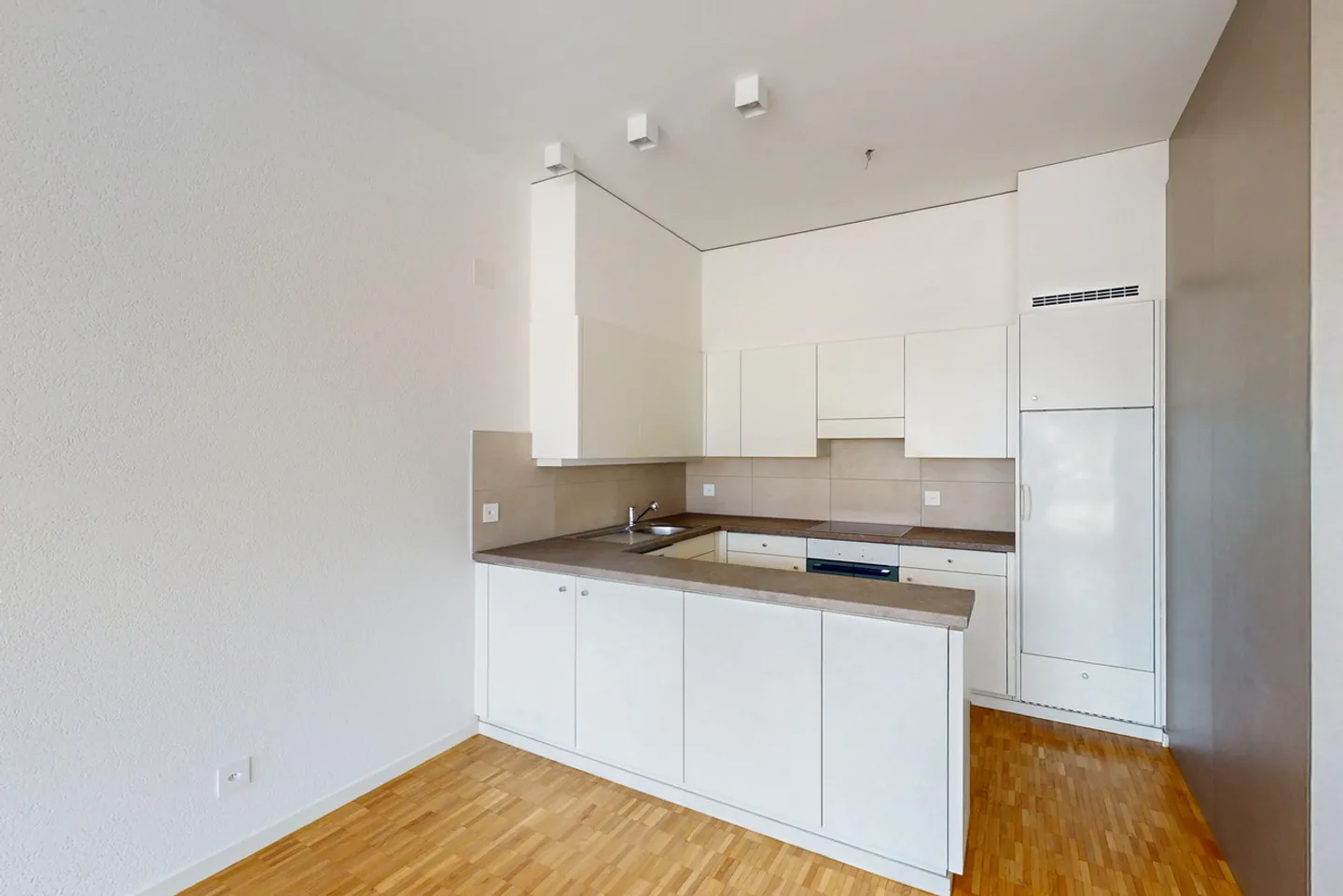 Appartamento elegante con vista lago - Foto 5 di 9