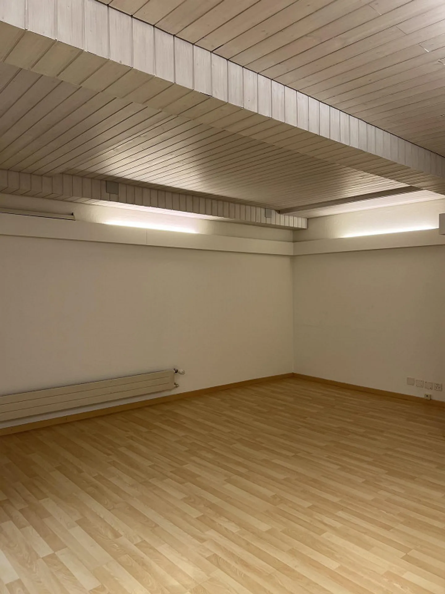 Attractive office/commercial space in the best location on Marktgasse - Photo 3 of 13