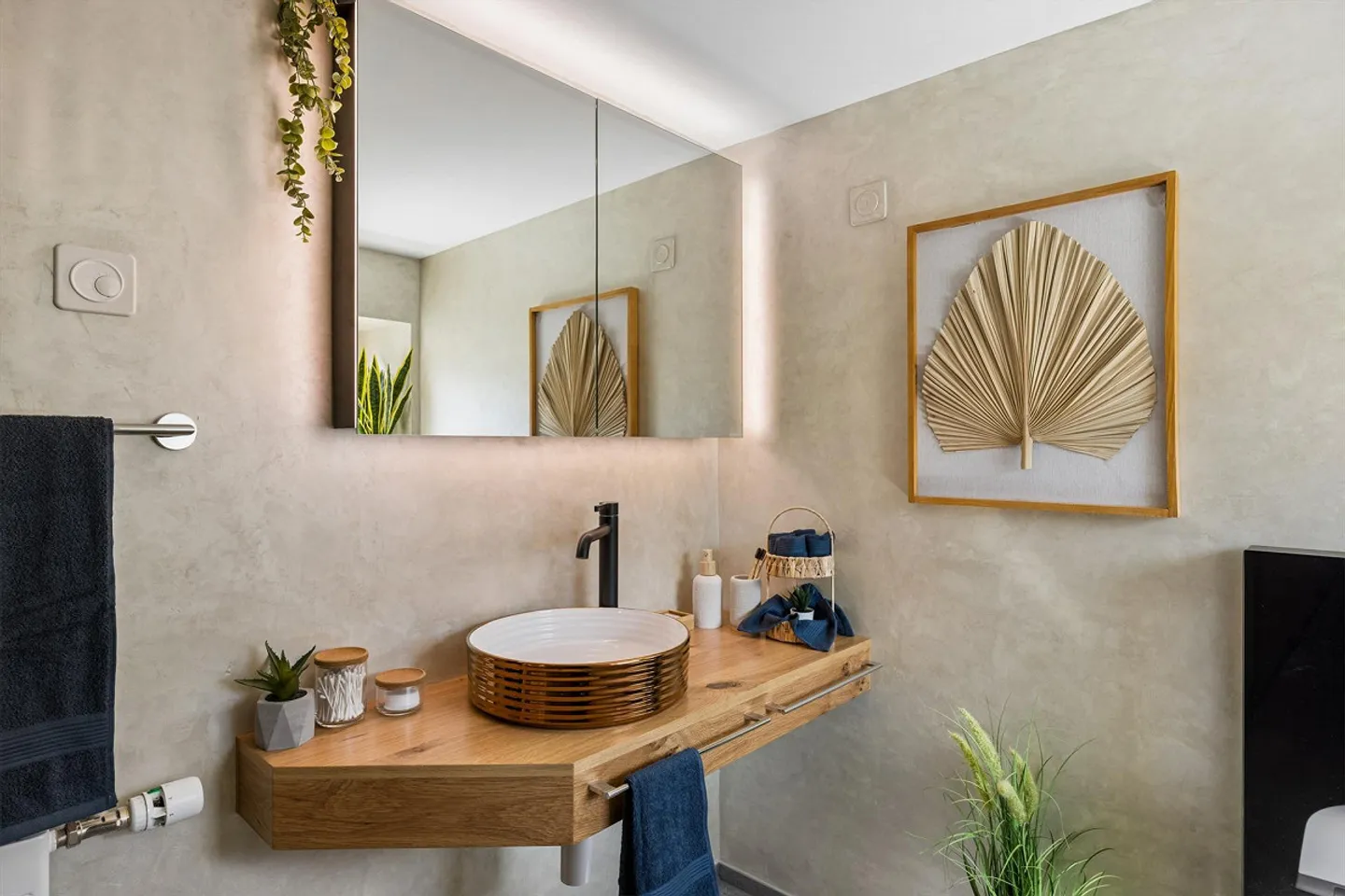 Casa bifamiliare di 4,5 stanze ristrutturata con amore a Riedern - Foto 8 di 30