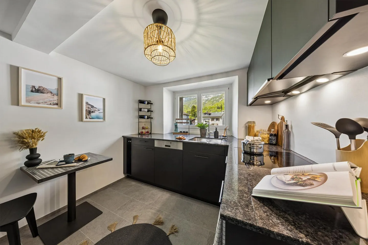 Casa bifamiliare di 4,5 stanze ristrutturata con amore a Riedern - Foto 13 di 30