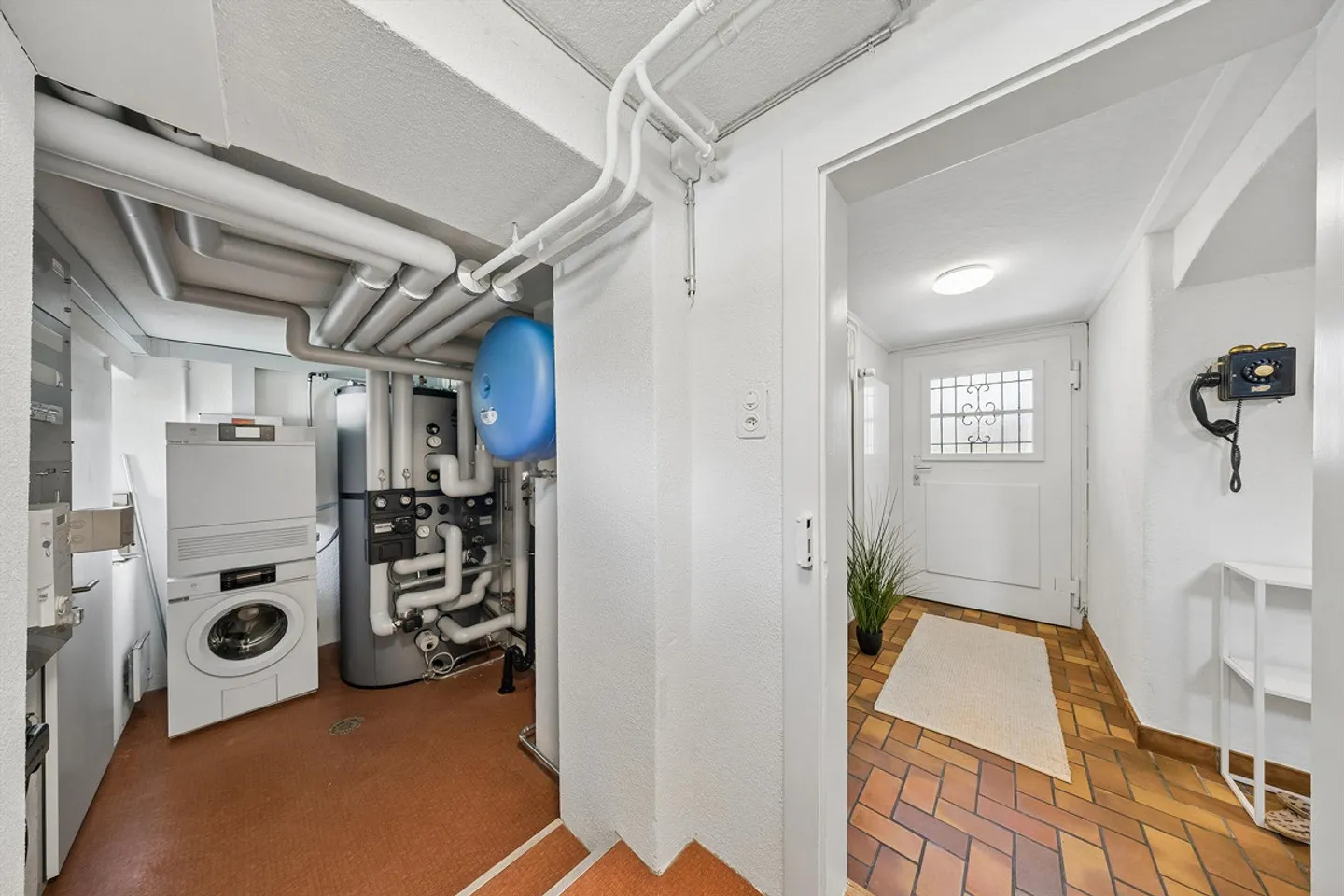 Casa bifamiliare di 4,5 stanze ristrutturata con amore a Riedern - Foto 16 di 30