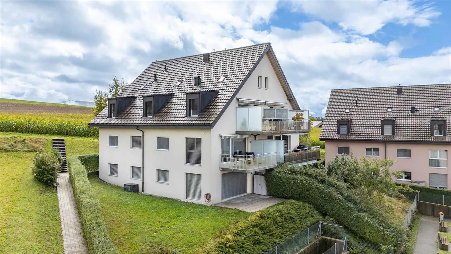 3.5-room apartment with garden in the heart of nature - Photo 1 of 10