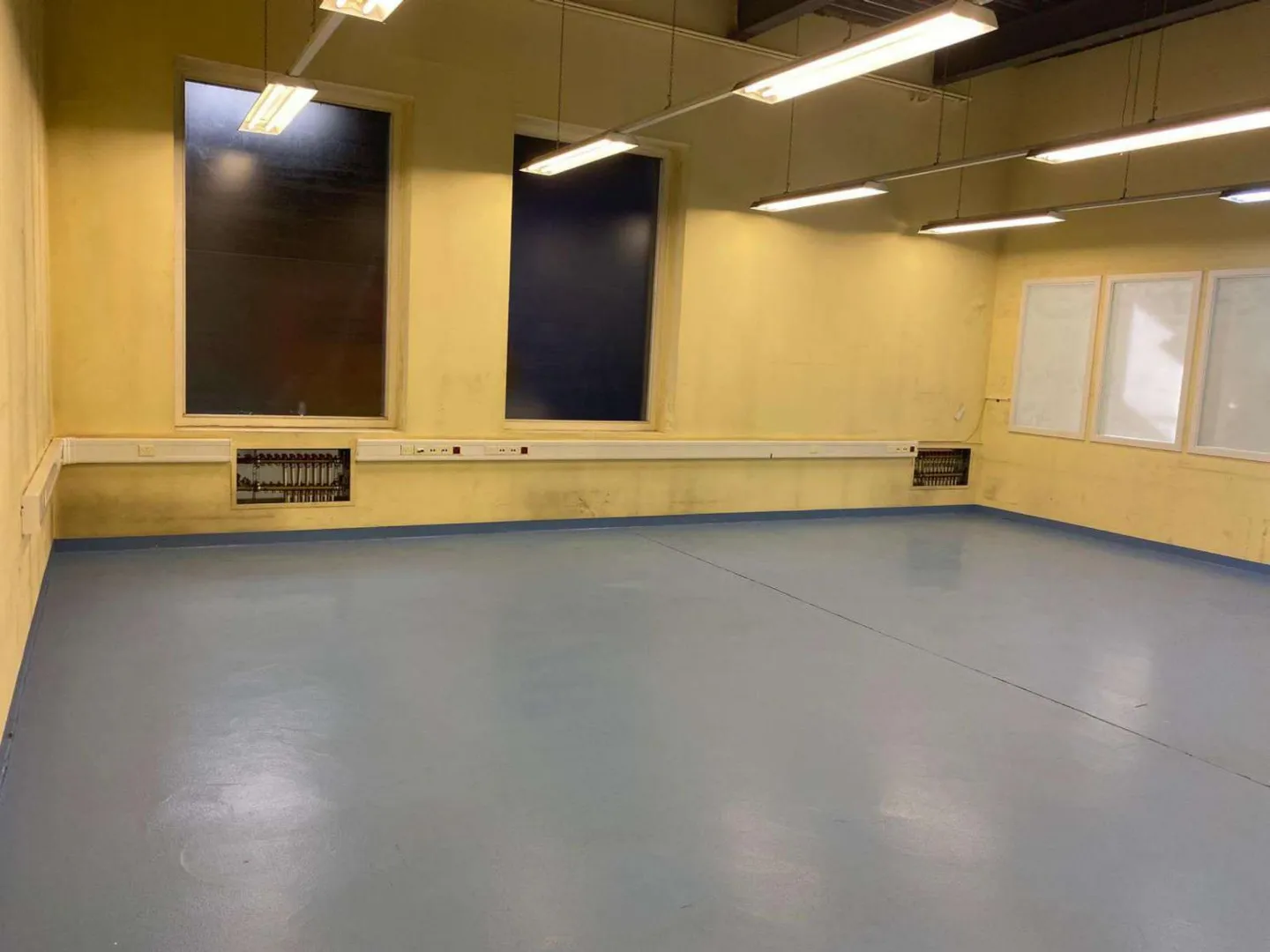 Lager - Foto 3 von 4