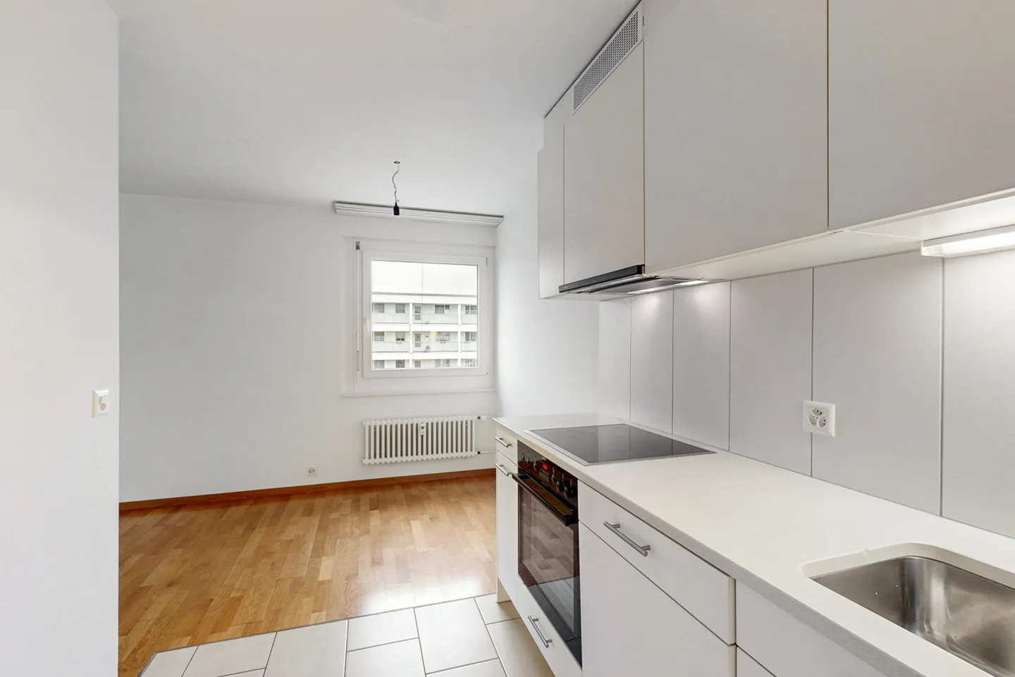 Geräumige Wohnung mit Balkon - Foto 4 von 11