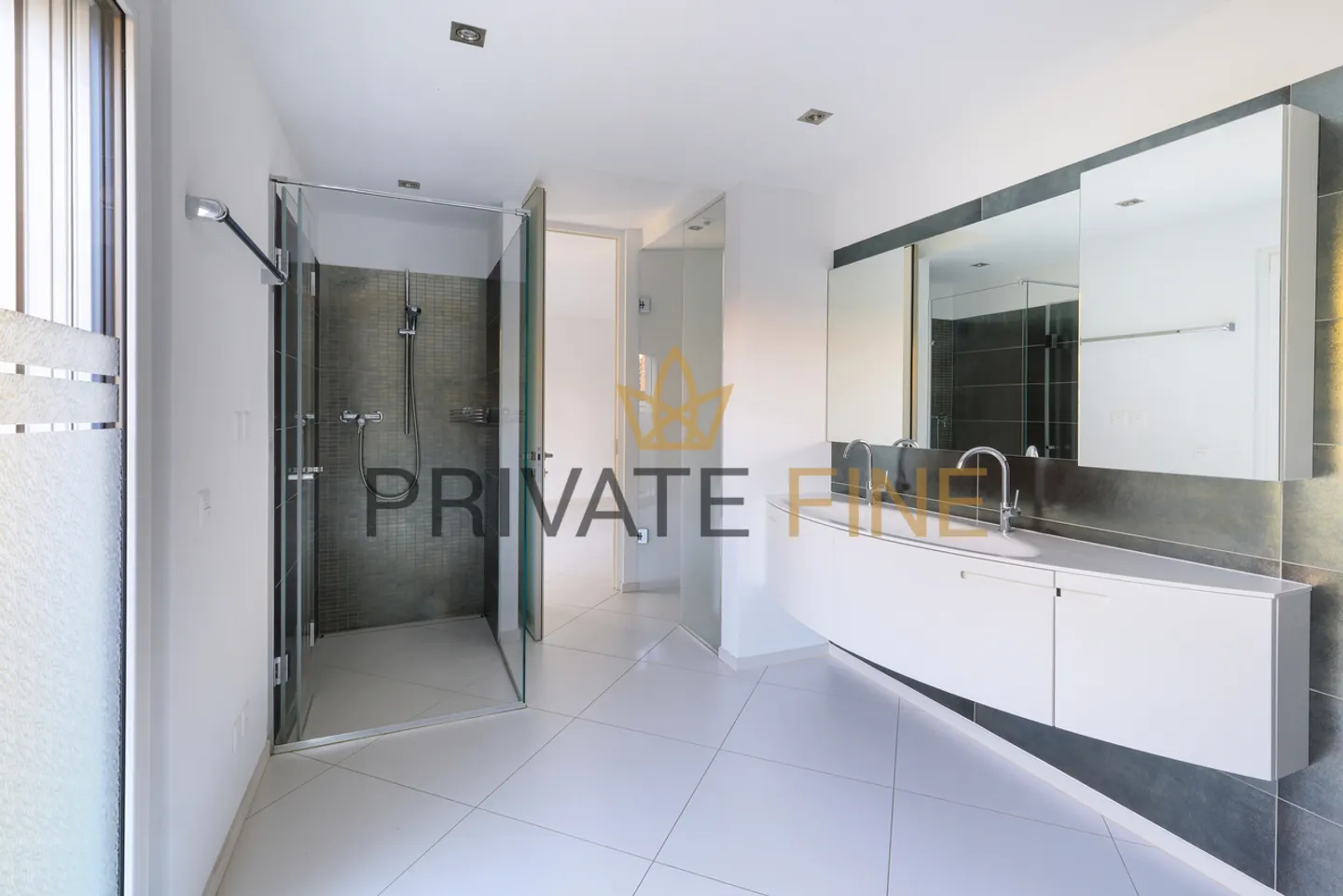 Elegante 5.5-Zimmer-Wohnung - Foto 8 von 9