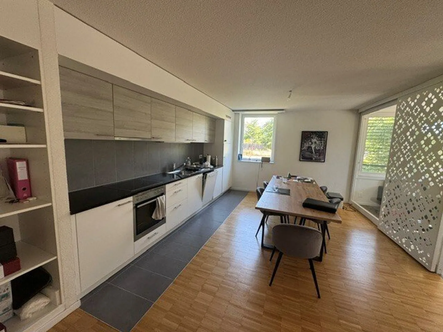 Charmant appartement 2.5 pièces - Photo 2 sur 6
