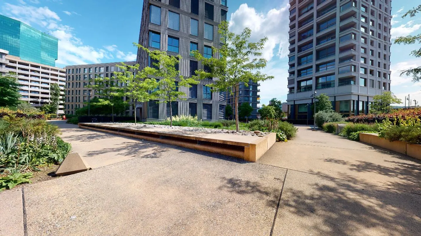 Appartement moderne au centre-ville - Photo 2 sur 5