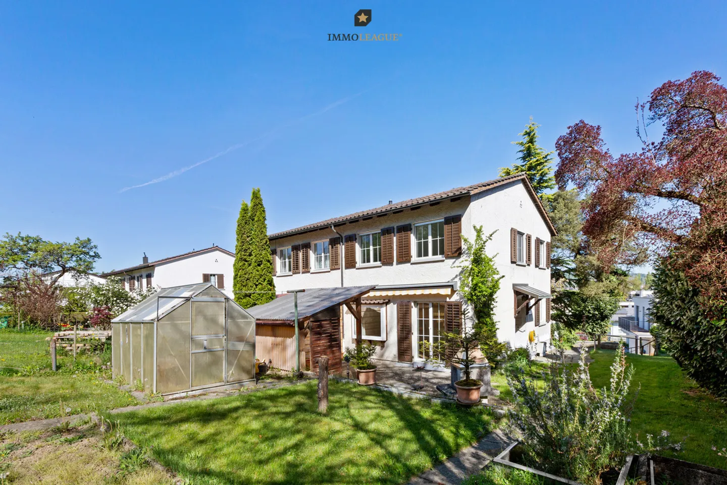 Wohnglück in ruhiger Lage. Ihr Haus in Steckborn mit schönem Garten. - Foto 1 di 9