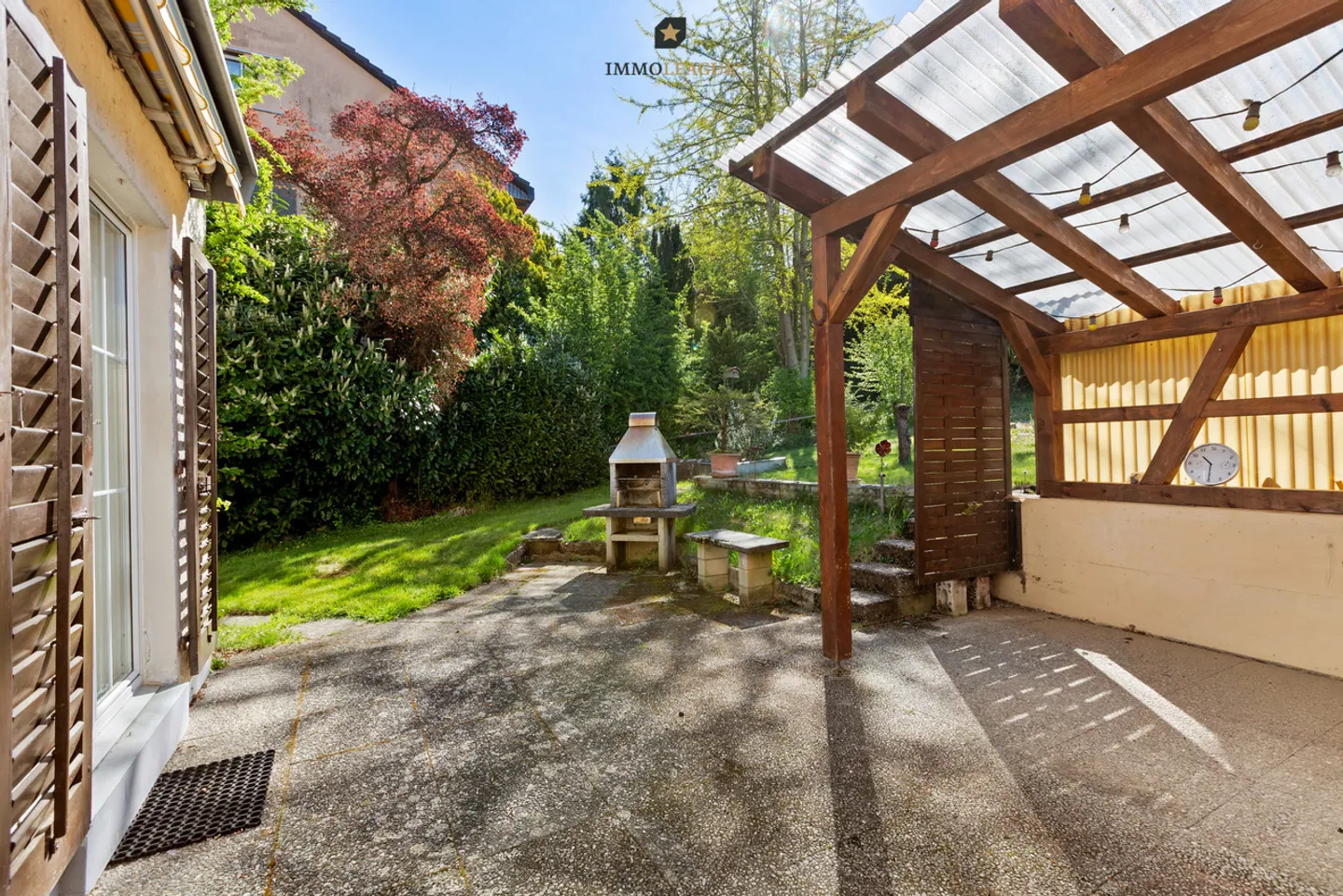 Wohnglück in ruhiger Lage. Ihr Haus in Steckborn mit schönem Garten. - Foto 4 di 9