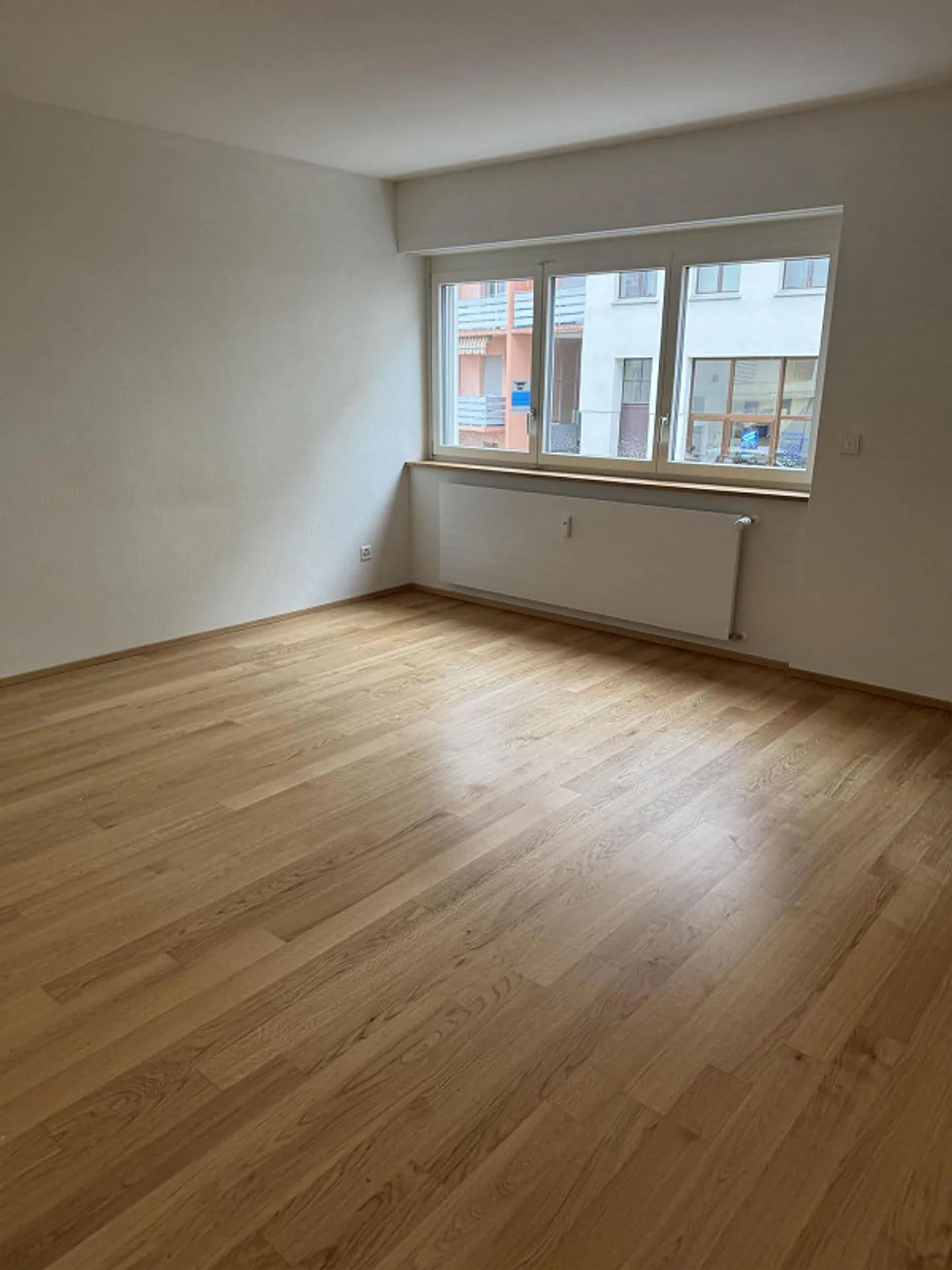 Appartamento attraente di 2,5 stanze nel quartiere Hegenheimer - Foto 5 di 7