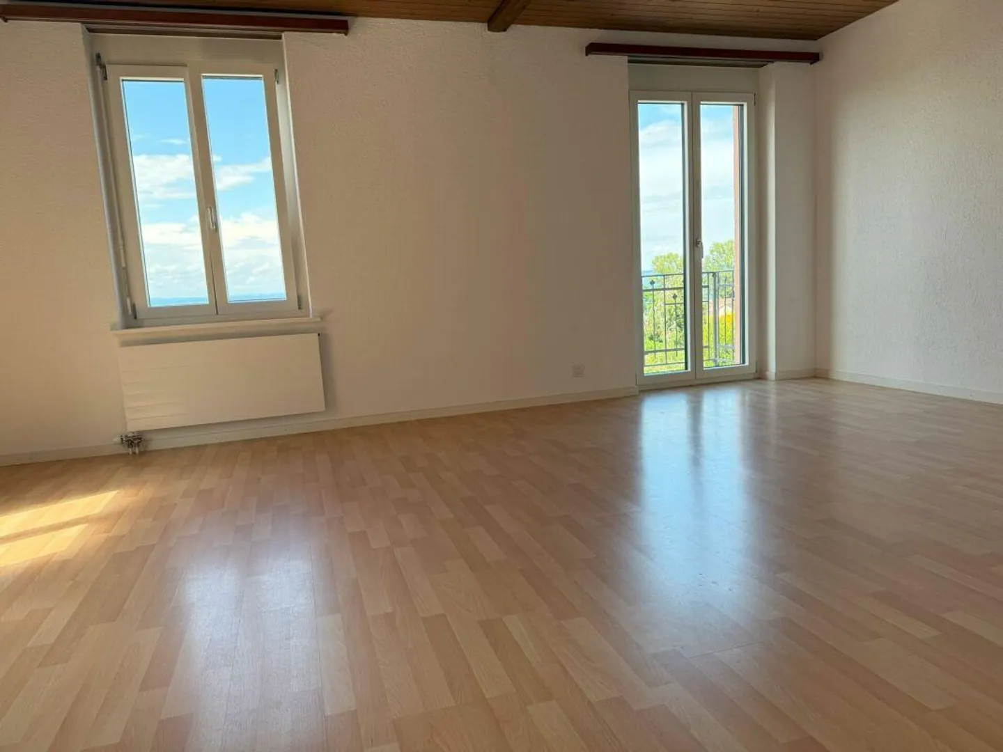 3.5-room apartment with lake view, newly renovated - Photo 6 of 9