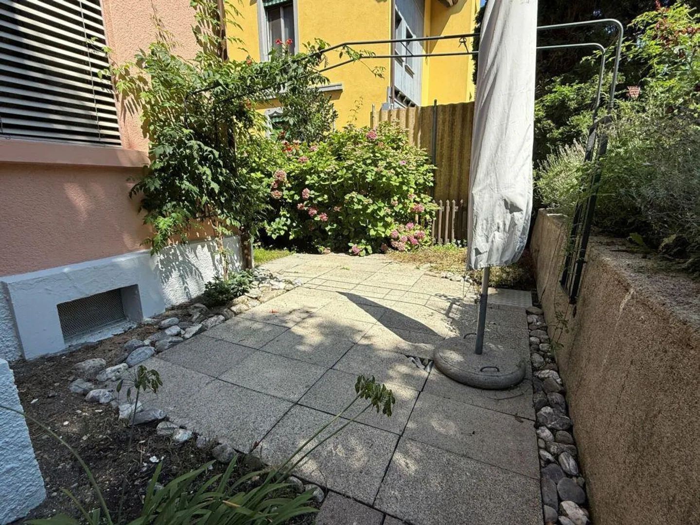 3.5-room apartment with lake view, newly renovated - Photo 8 of 9