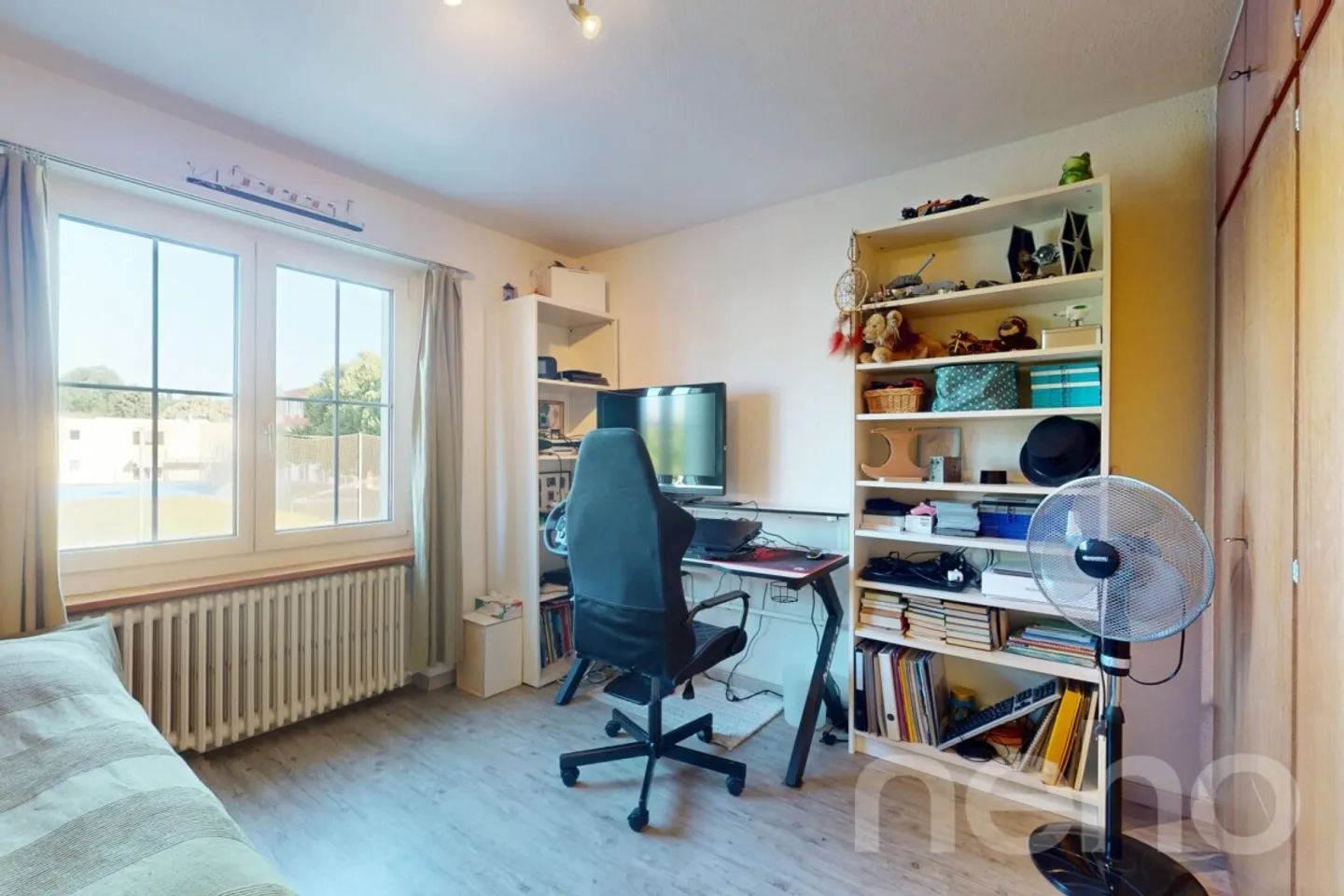 Casa spaziosa con giardino e tanto spazio per famiglia e ufficio - Foto 9 di 12