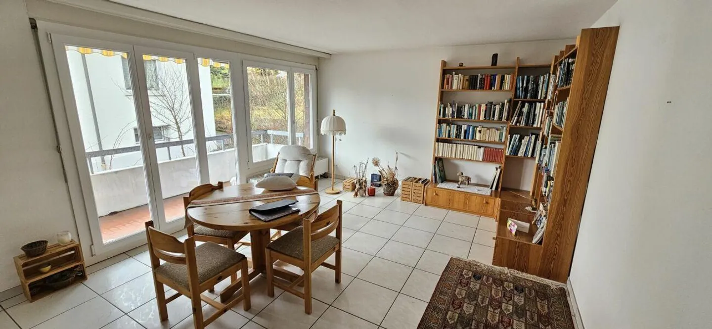 Appartement 4½ pièces avec balcon dans le quartier Beaumont - Photo 2 sur 14