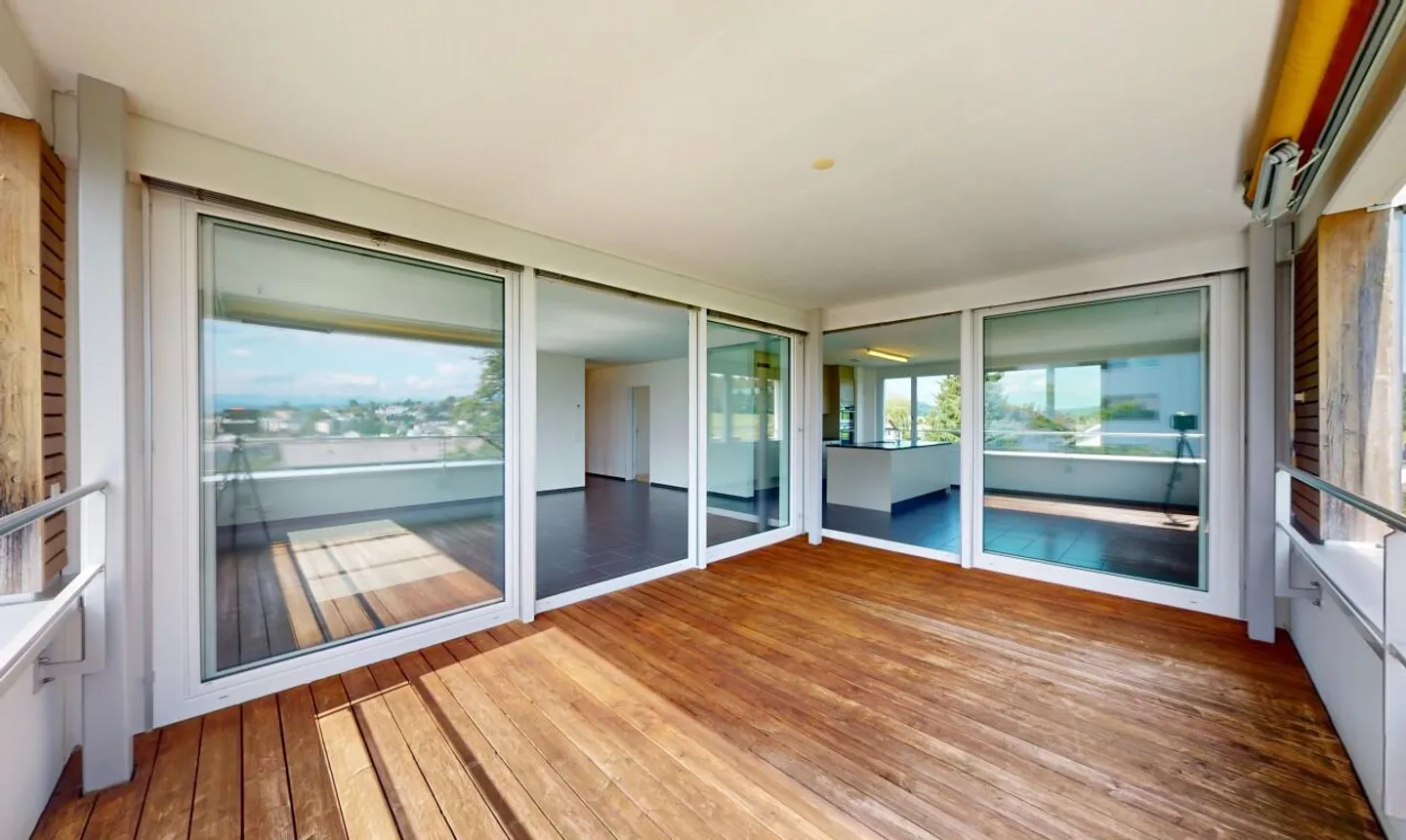 Modernes Apartment mit atemberaubendem Blick - Foto 10 von 13