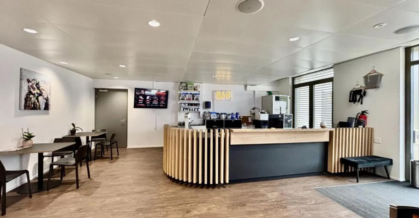 Gewerbefläche von 576 m² zu vermieten. - Foto 2 von 7