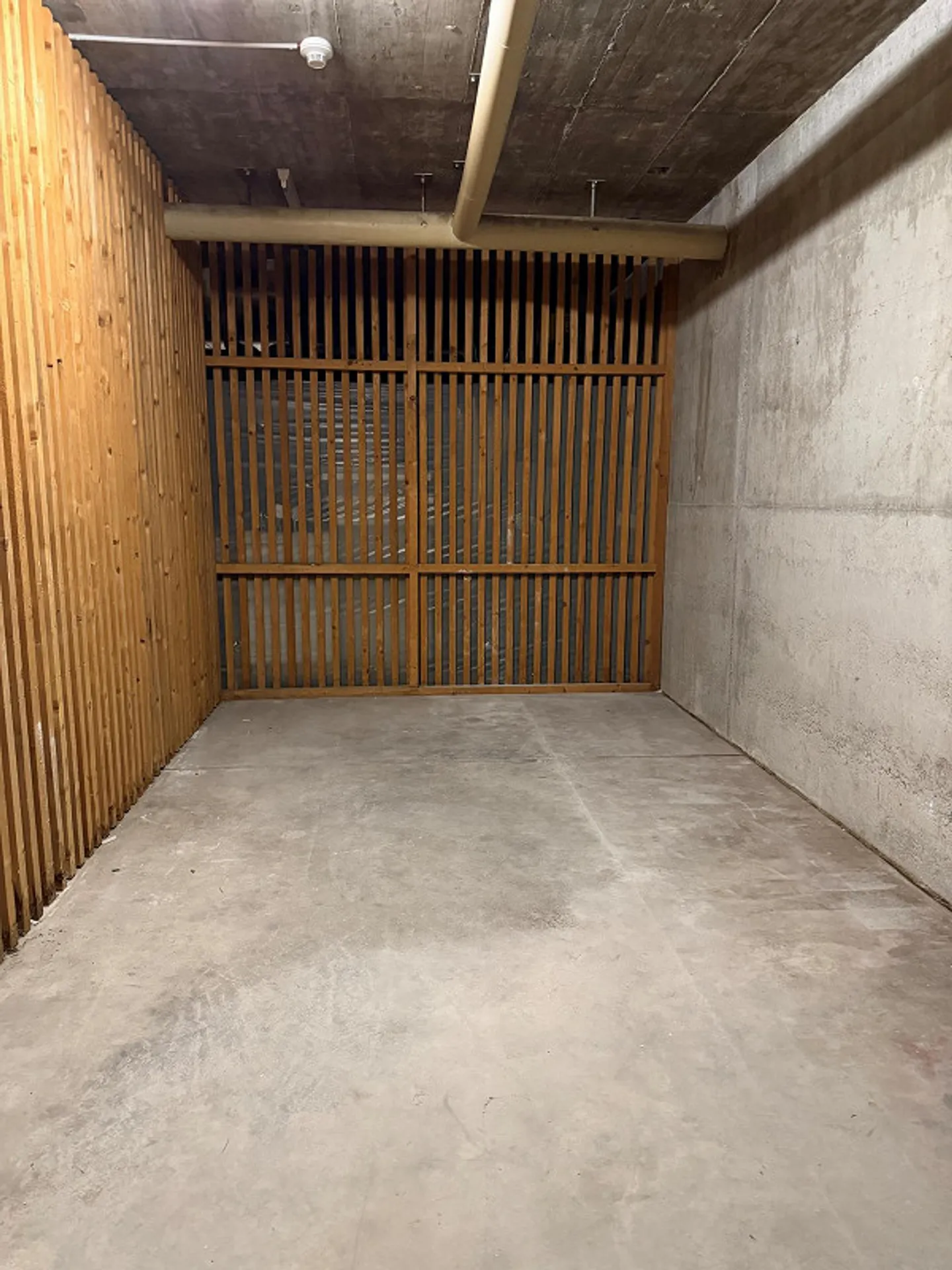 Spazi di stoccaggio flessibili in posizione privilegiata Area di sosta autostradale Würenlos - Foto 2 di 3