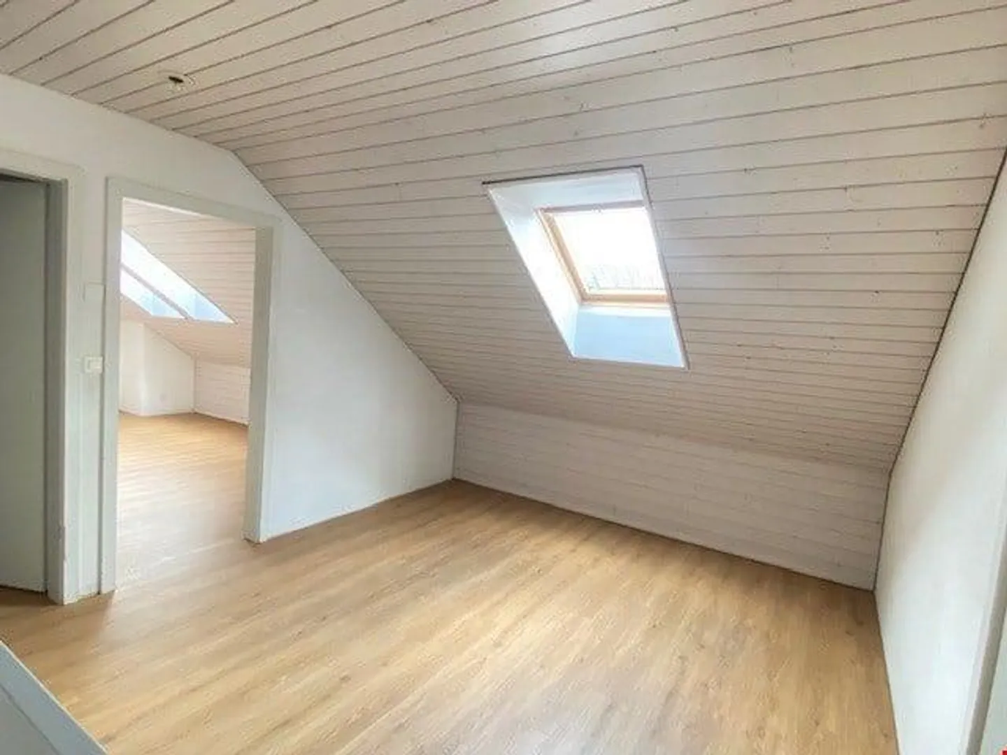 Appartamento duplex di 4½ locali a Laupen - Foto 5 di 9