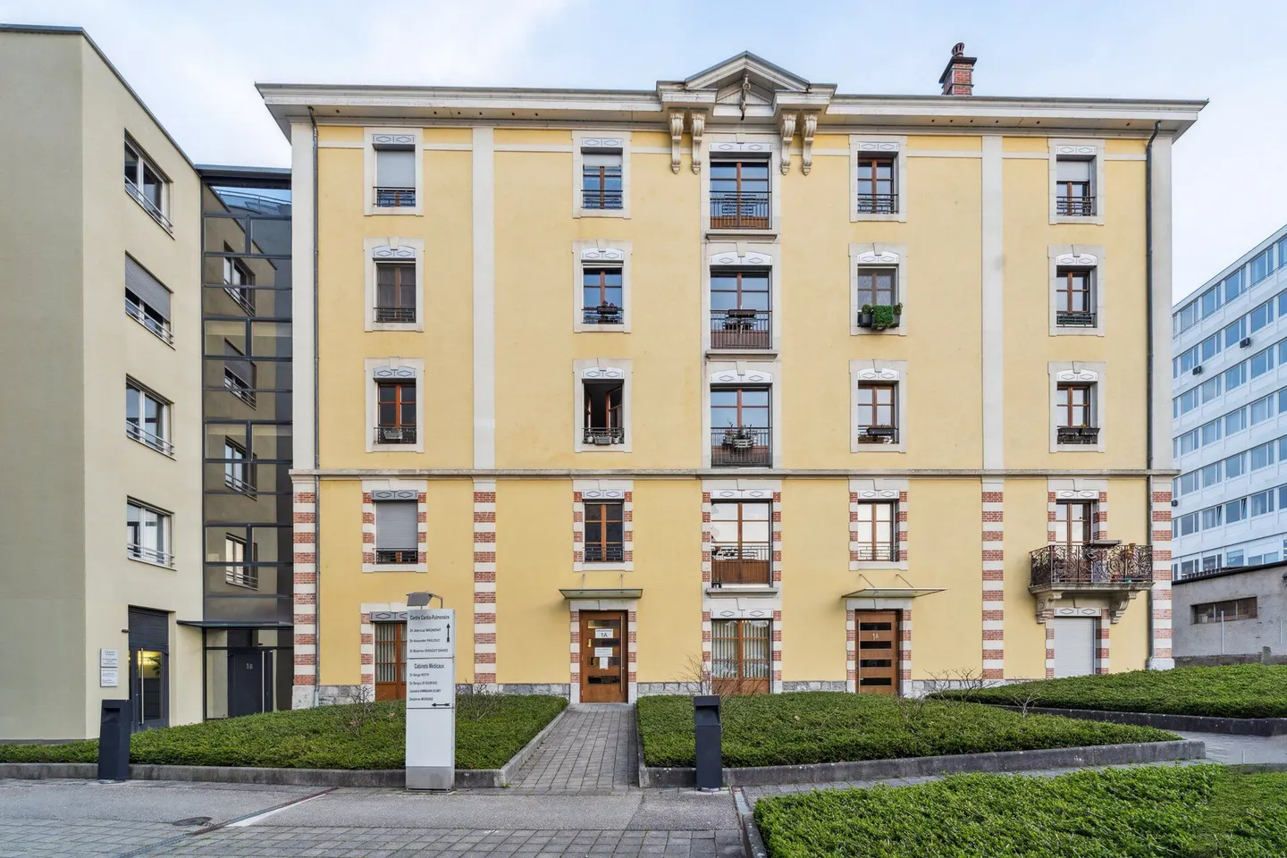 Appartement Charmant à Carouge - Photo 1 sur 12