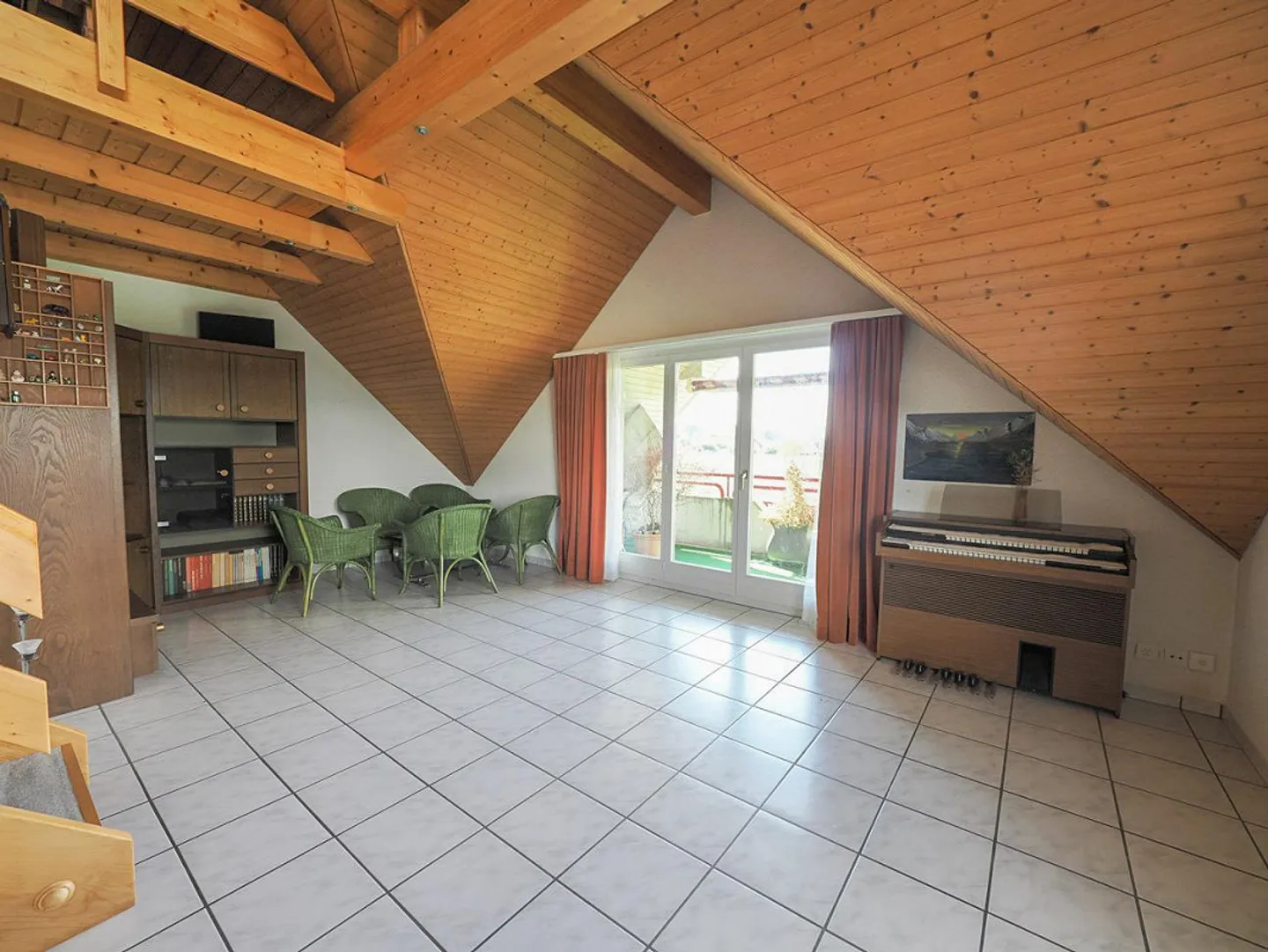 4.5-Zimmer-Eigentumswohnung, 2.OG, mit Galerie in Thunstetten - Foto 3 von 16