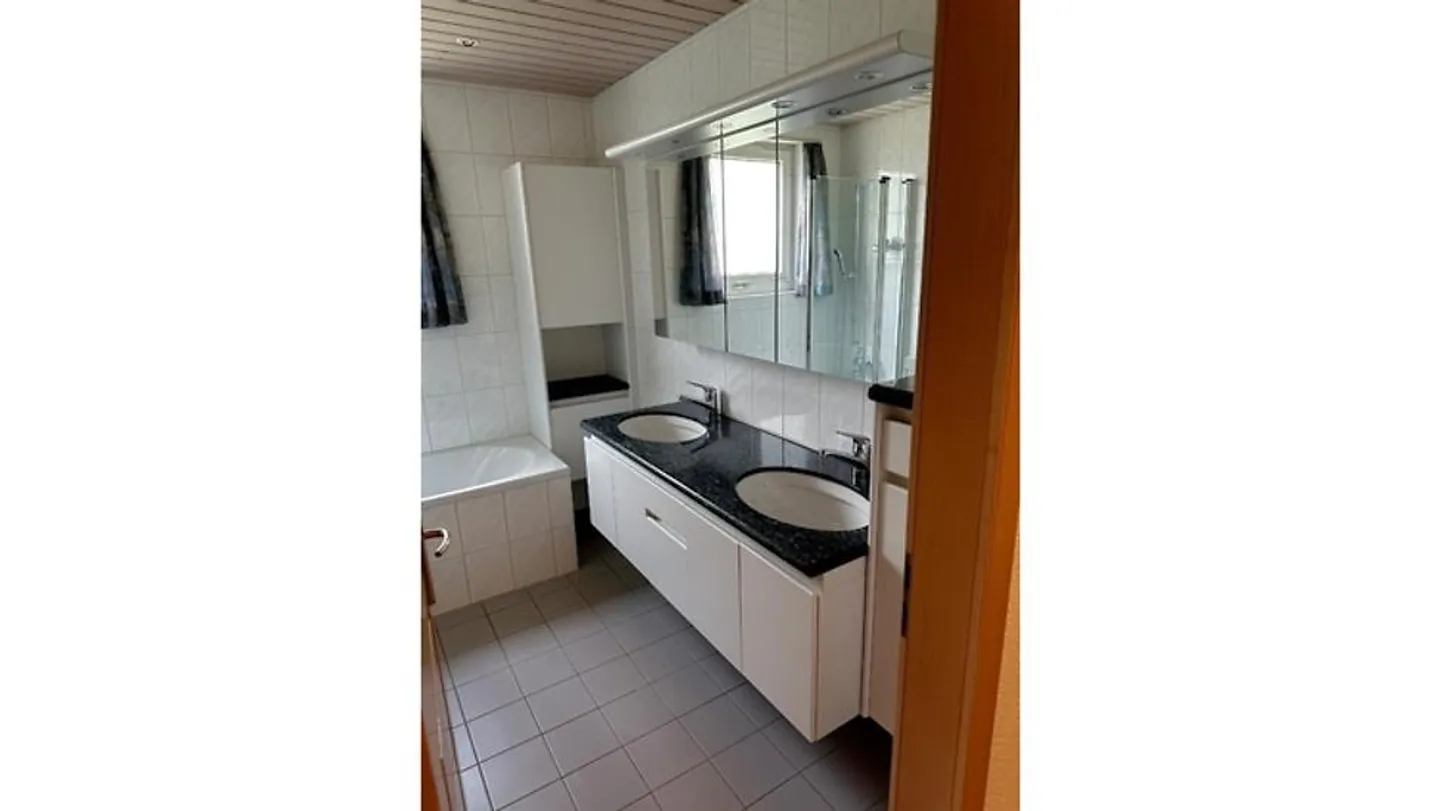 APPARTAMENTO DI 4½ LOCALI A ITTIGEN (BE), ARREDATO - Foto 9 di 10