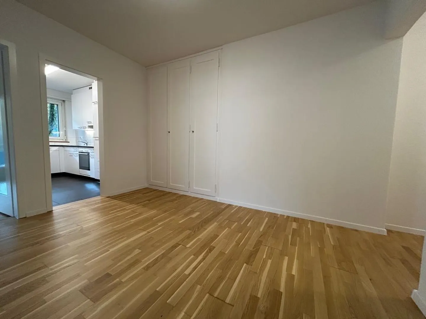 Appartement moderne de 3,5 pièces à louer - Photo 4 sur 8