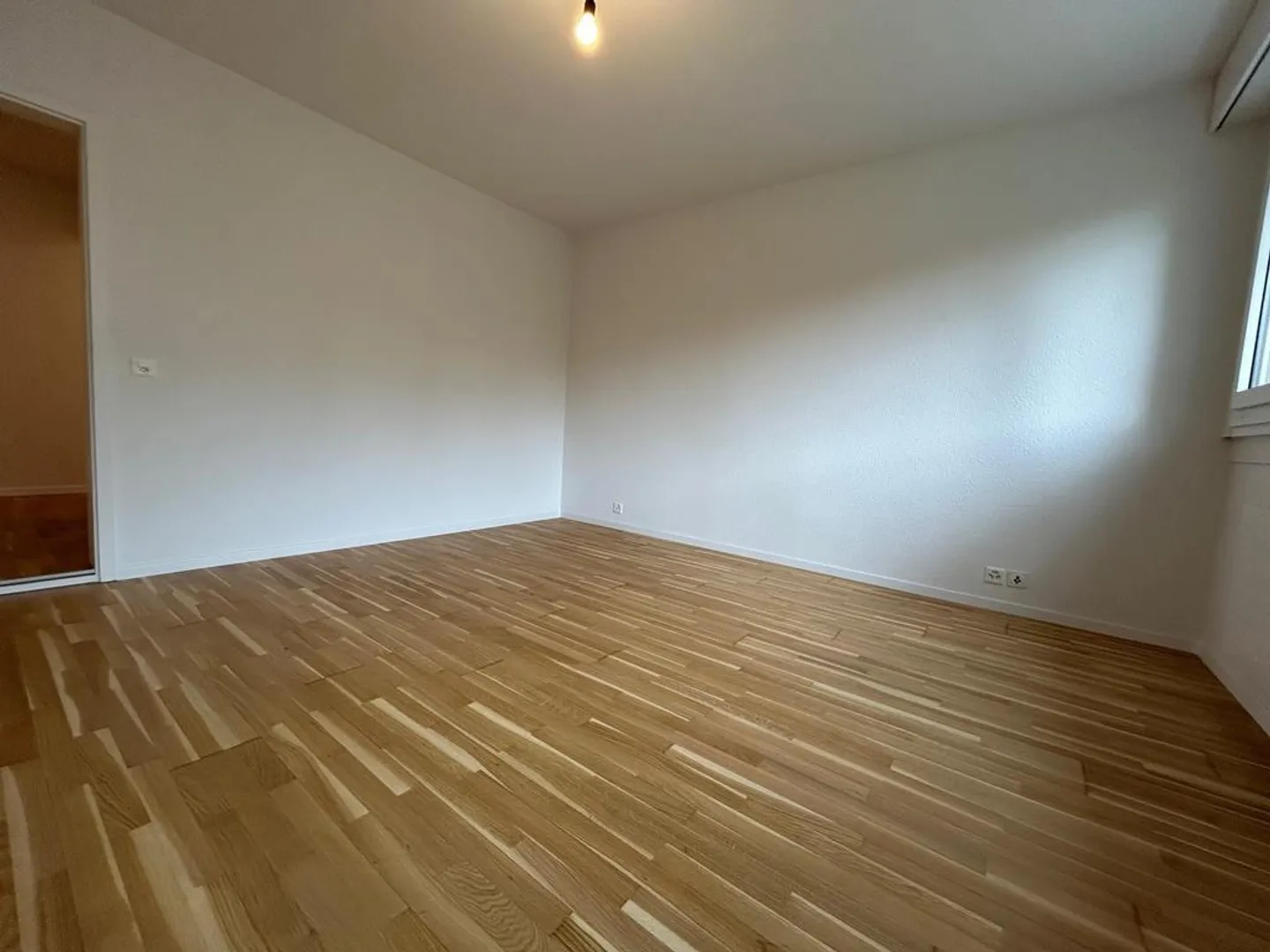 Appartement moderne de 3,5 pièces à louer - Photo 5 sur 8