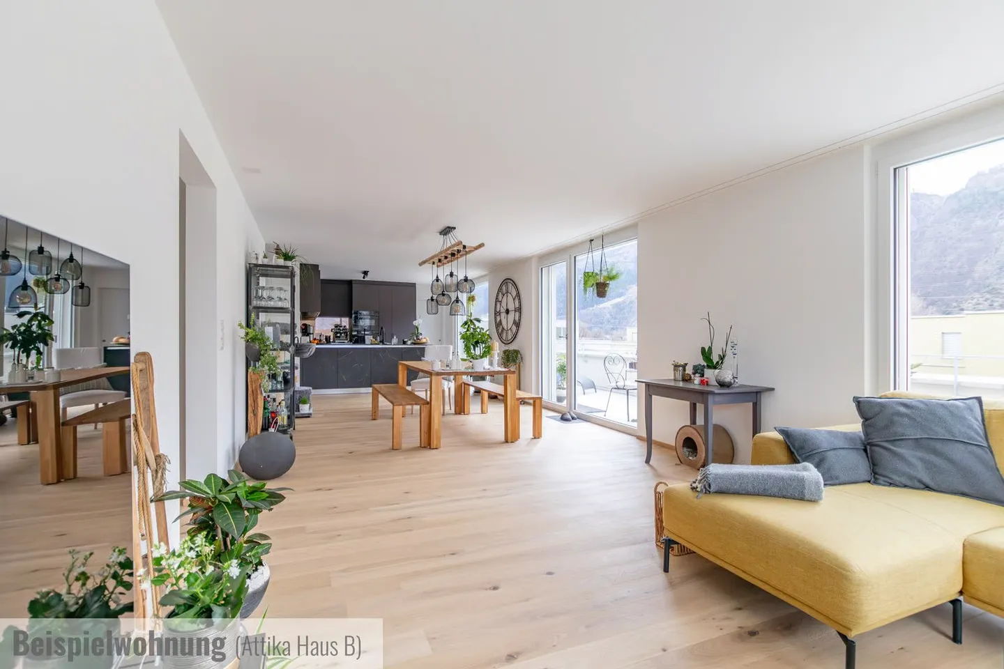 4.5 Room Penthouse Apartment in Raron - Photo 2 of 5