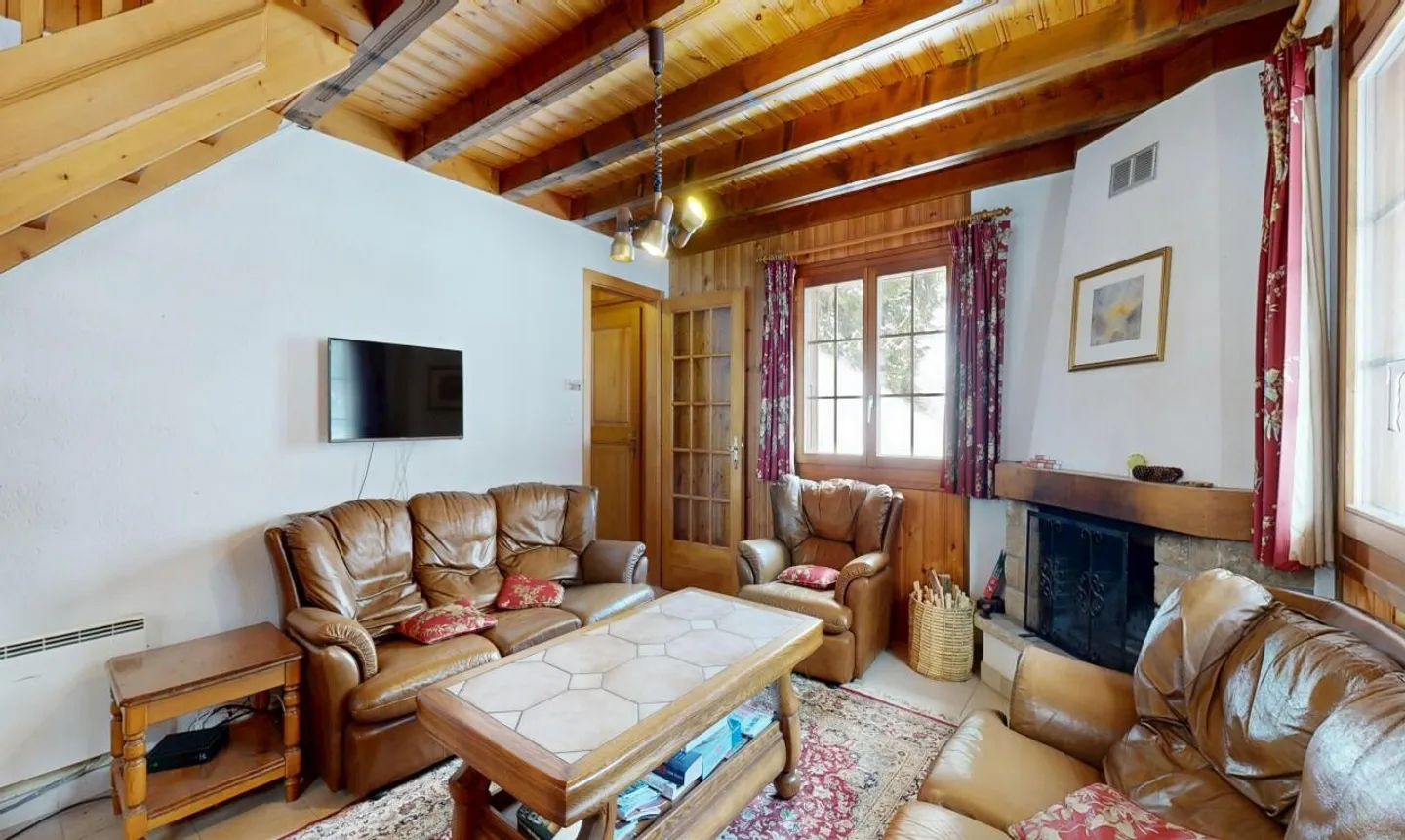 Exklusiv: Chalet mit 4 Schlafzimmern und Garage - Foto 9 von 11